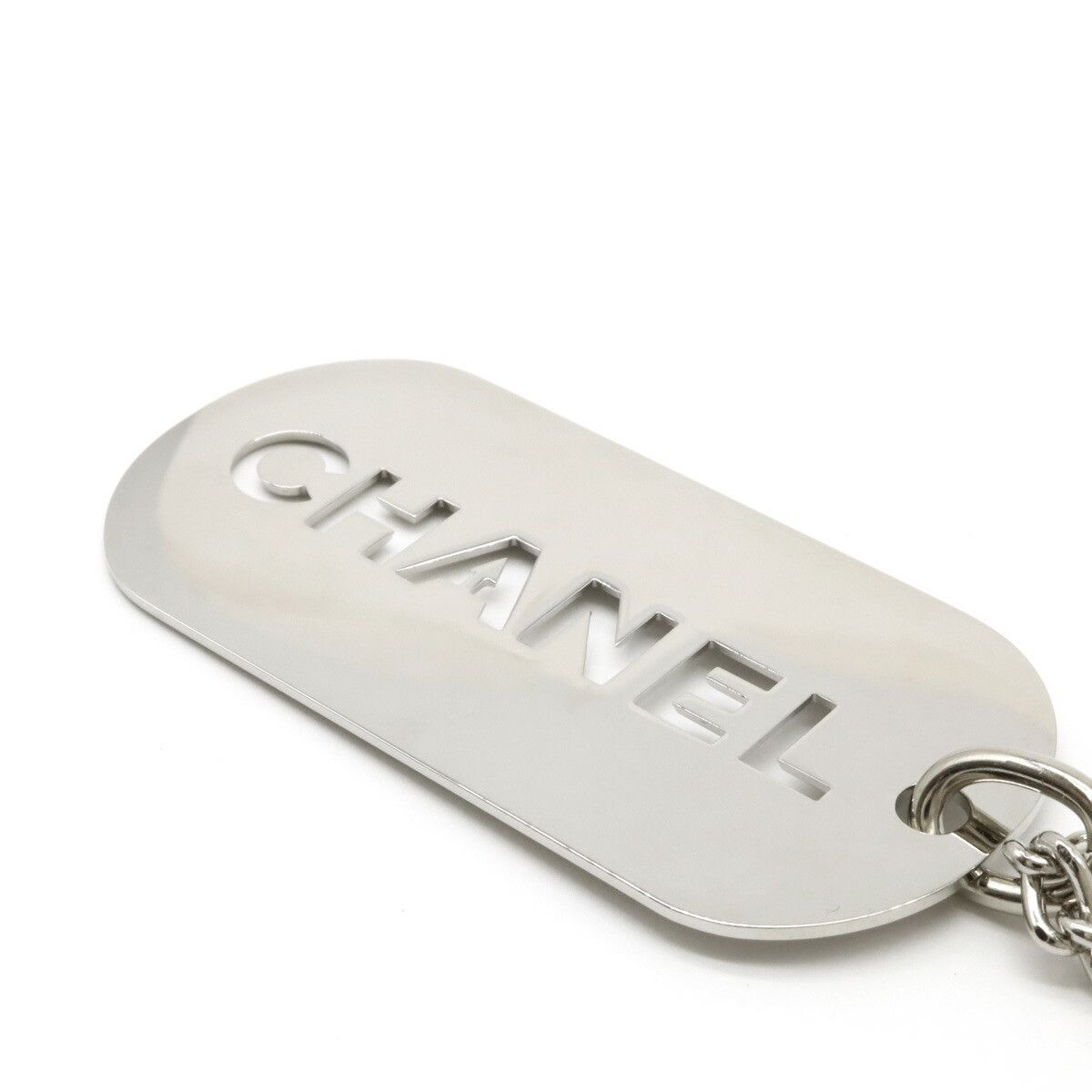 Chanel Chanel Chanel Metal Logo Dog Tag Keychain A25216 Metal Key Chain A25216 Size ONE SIZE - 3 Thumbnail