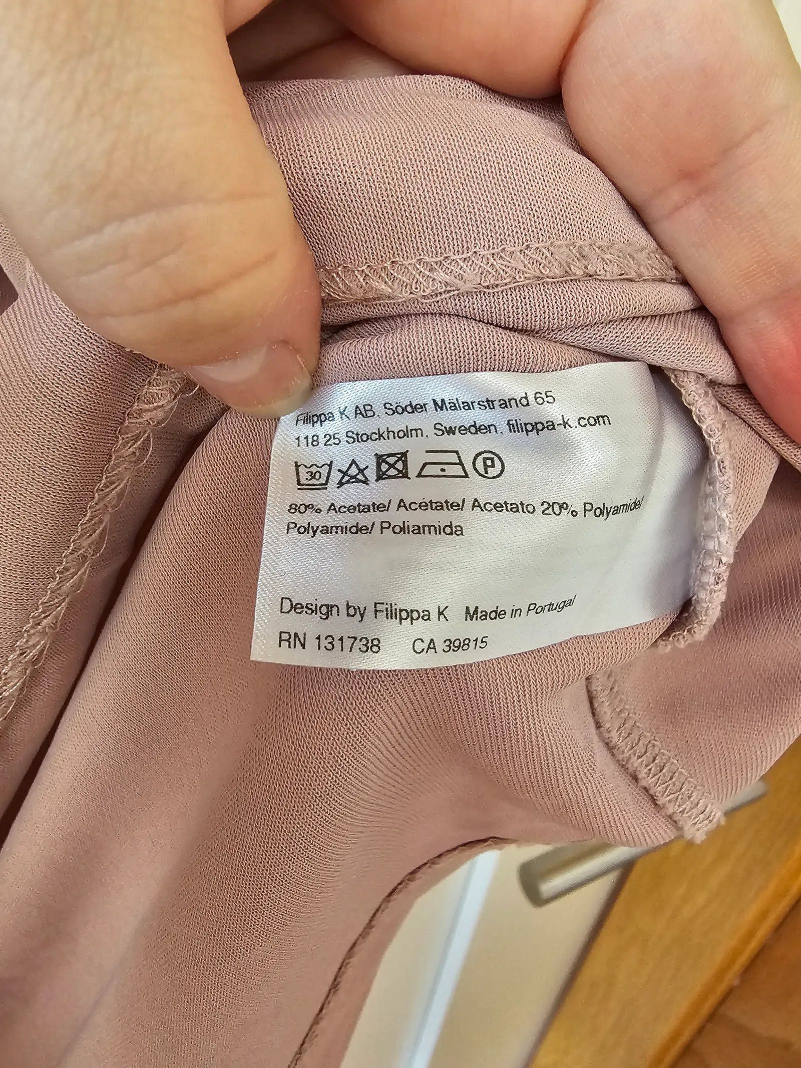 Filippa K Filippa K Skirt Size 30" / US 8 / IT 44 - 3 Thumbnail