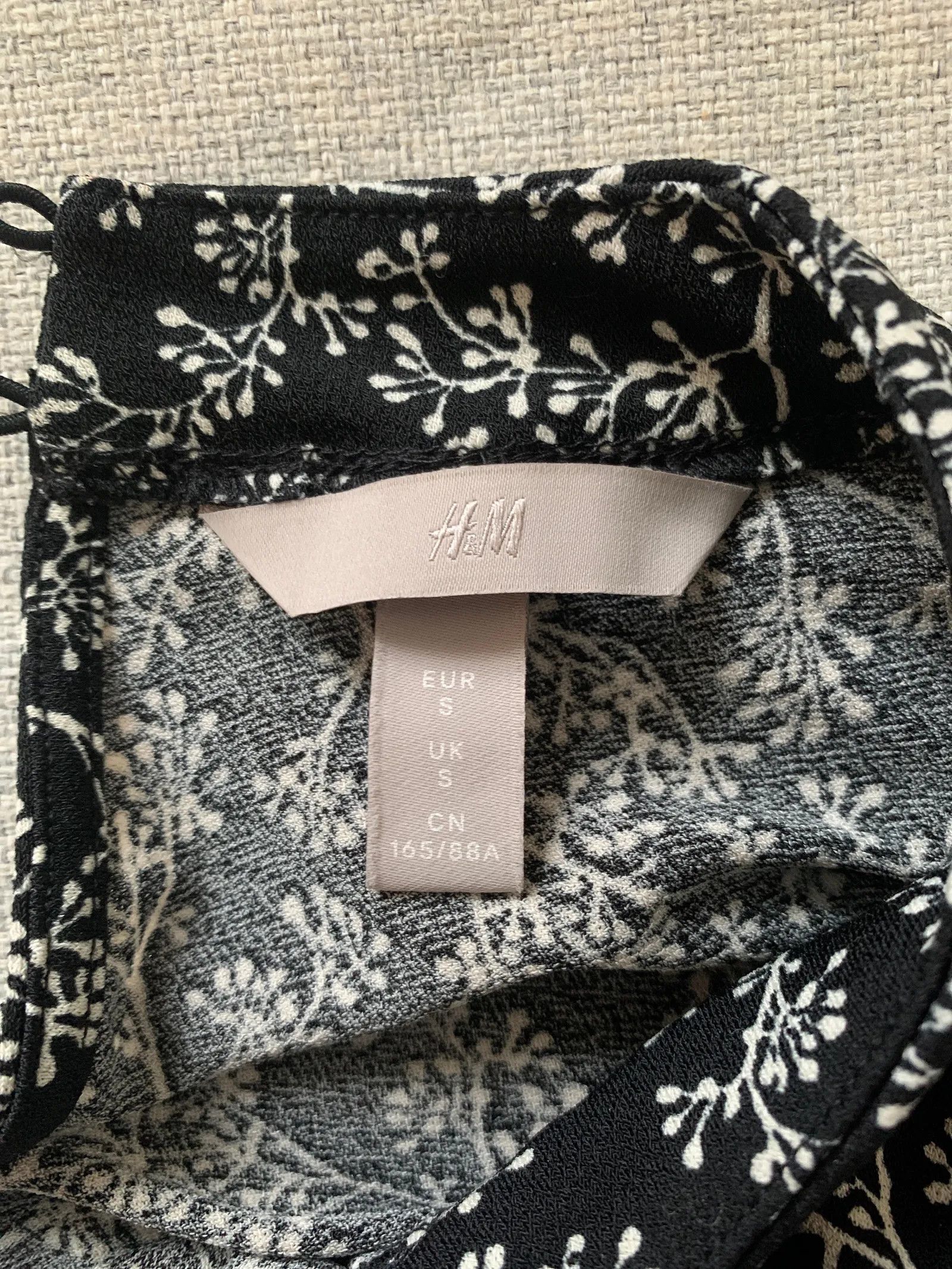 H&M H&M Dress Size S / US 4 / IT 40 - 2 Thumbnail