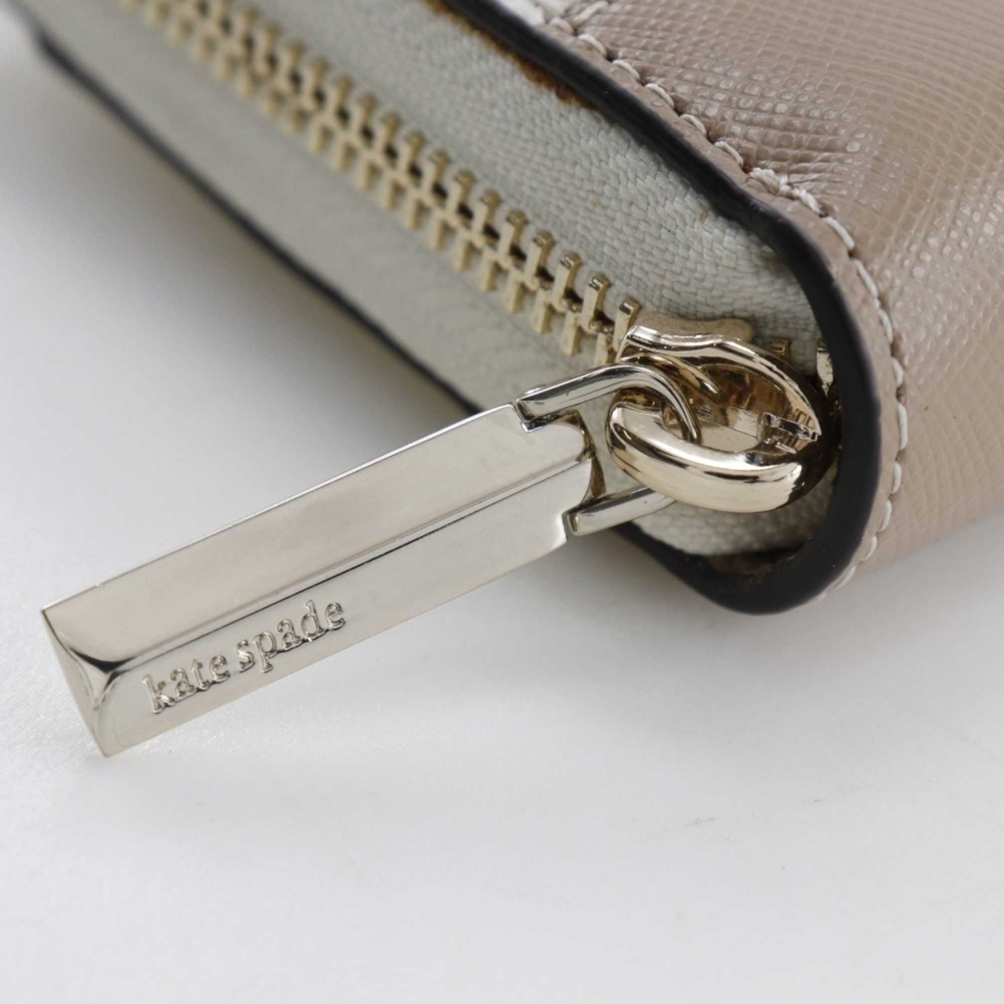 Kate Spade Kate Spade Round Long Wallet Spencer Bicolor PWR00281 Leather White/Beige Zip Around Women's I111624206 Size ONE SIZE - 8 Thumbnail
