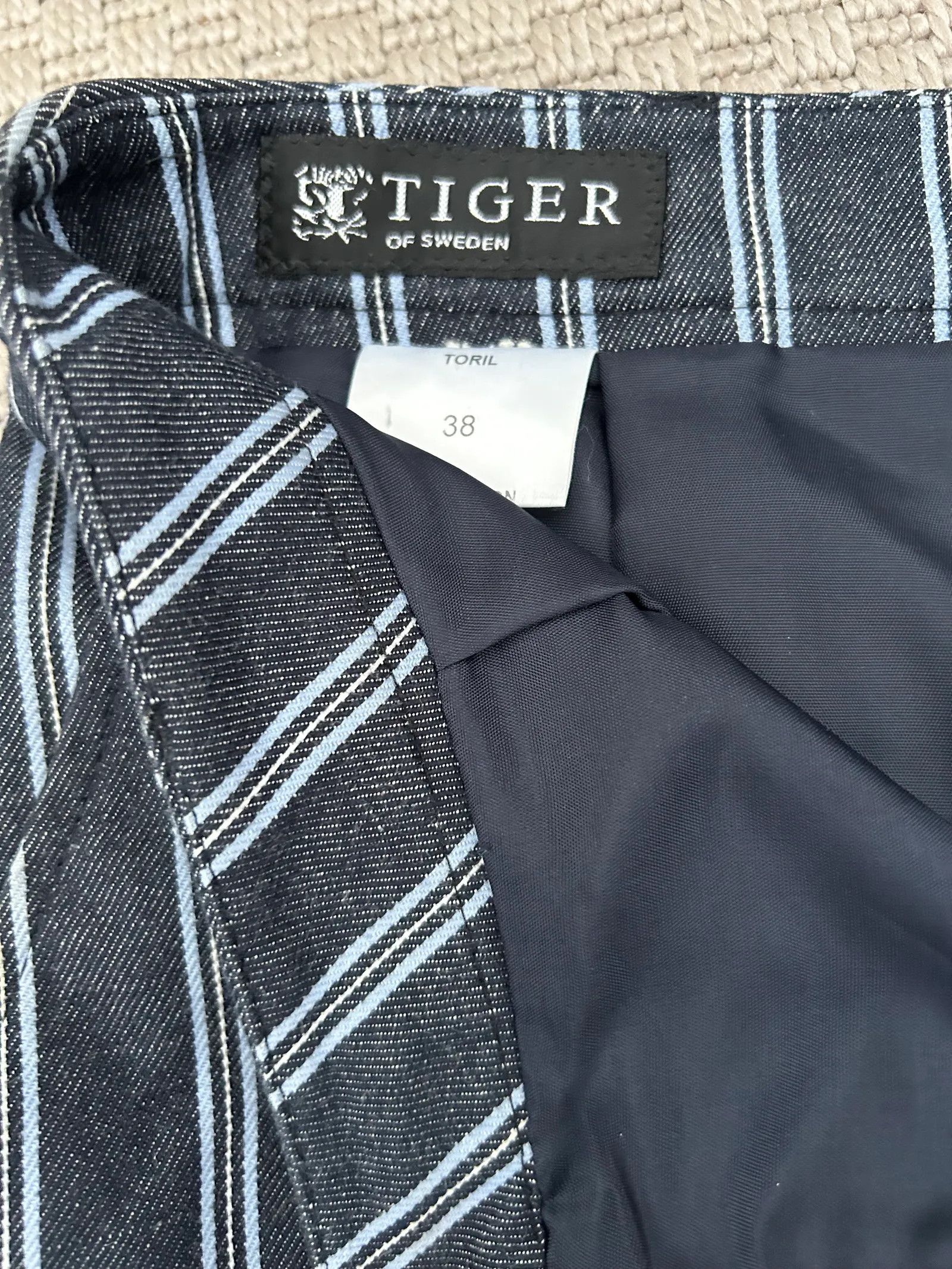 Tiger of Sweden Tiger of Sweden Skirt Size 27" / US 4 / IT 40 - 2 Thumbnail