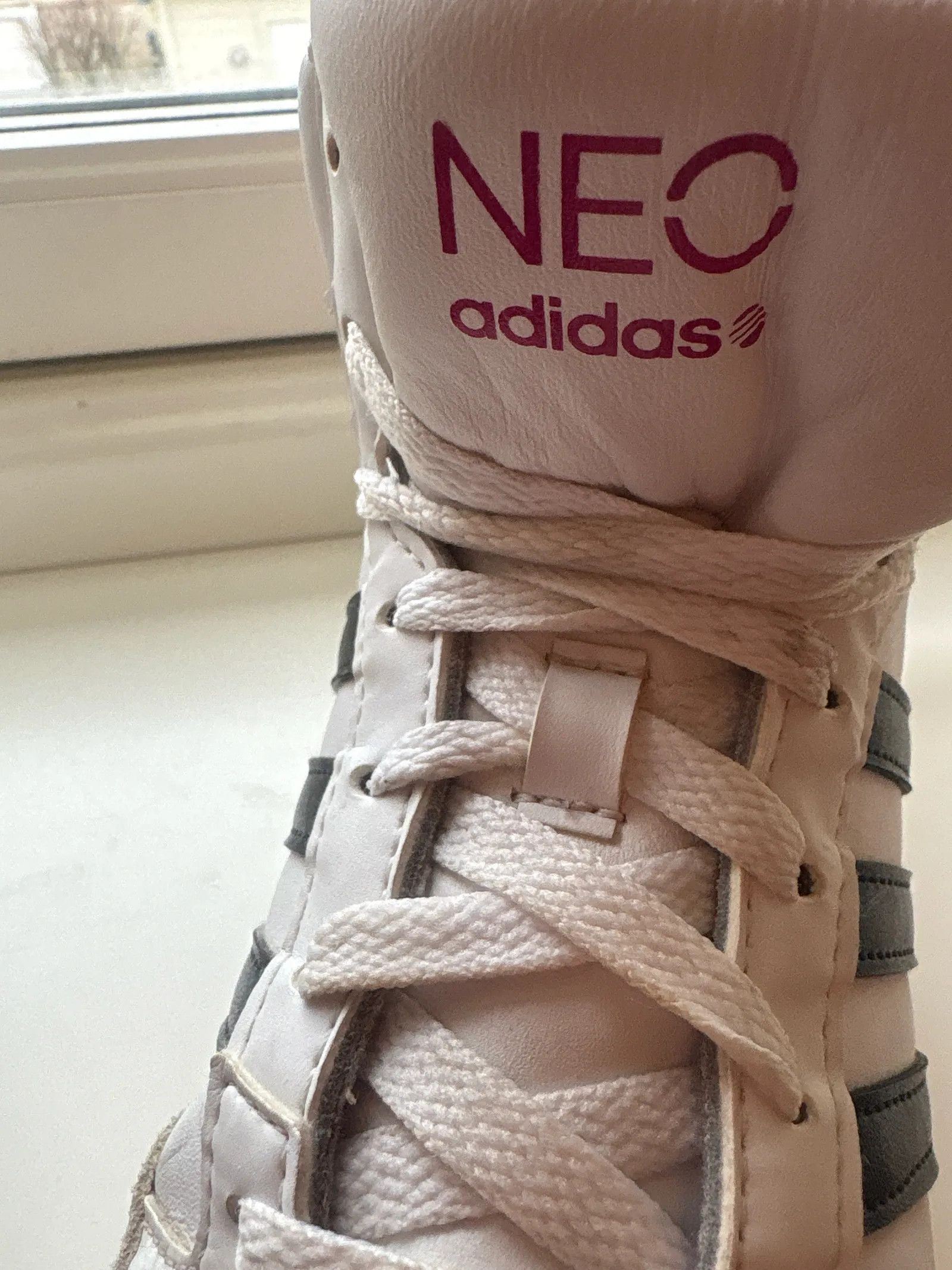 Adidas Adidas Sneakers Size US 10 / IT 40 - 2 Thumbnail