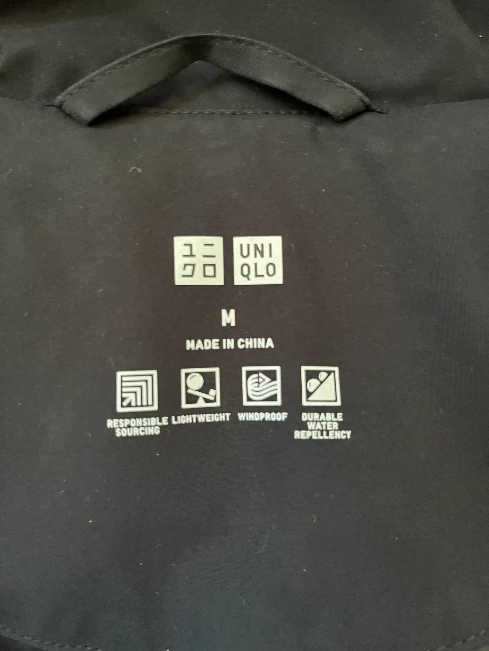Uniqlo Uniqlo Jacket Size M / US 6-8 / IT 42-44 - 2 Thumbnail