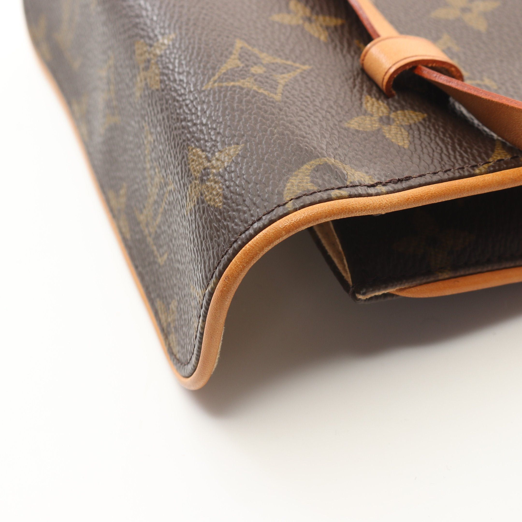 Louis Vuitton Louis Vuitton Pochette Florentine Monogram Body Bag Waist Leather Brown Size ONE SIZE - 9 Thumbnail