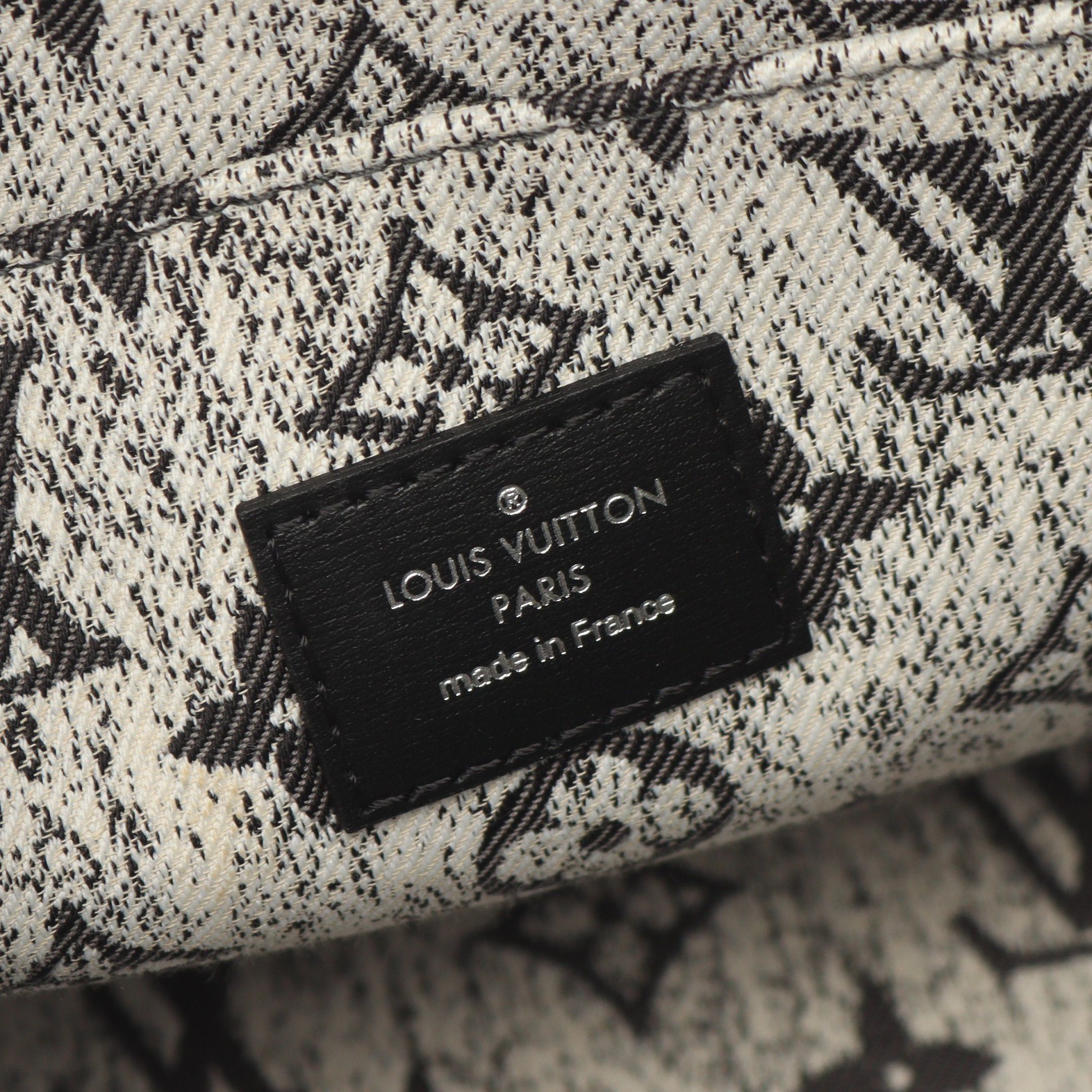 Louis Vuitton Louis Vuitton On-The-Go Mm Monogram Jacquard Denim Shoulder Bag Tote Leather Black Off White Size ONE SIZE - 4 Thumbnail