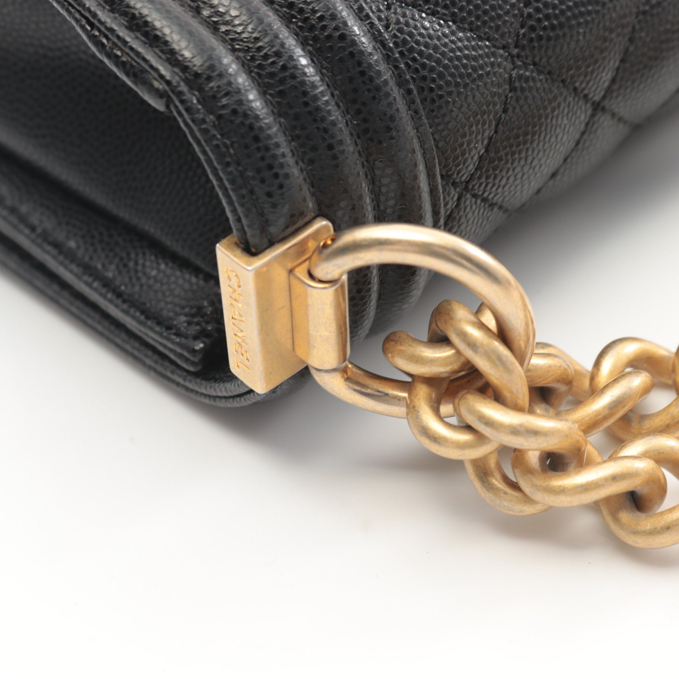 Chanel Chanel Boy Chanel Small Chain Shoulder Bag Caviar Skin Black Gold Hardware Size ONE SIZE - 8 Thumbnail