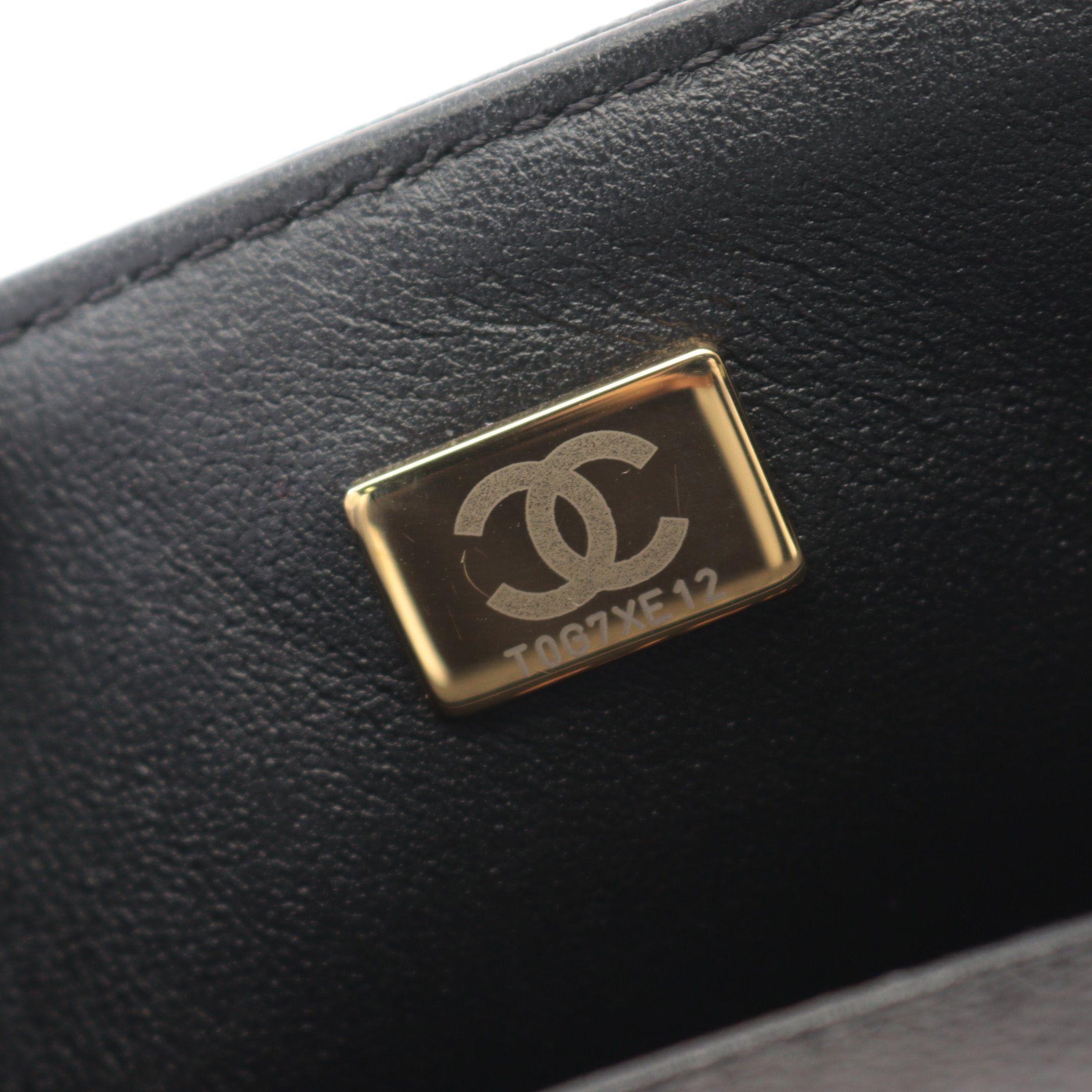Chanel Chanel Boy Chanel Small Chain Shoulder Bag Caviar Skin Black Gold Hardware Size ONE SIZE - 5 Thumbnail