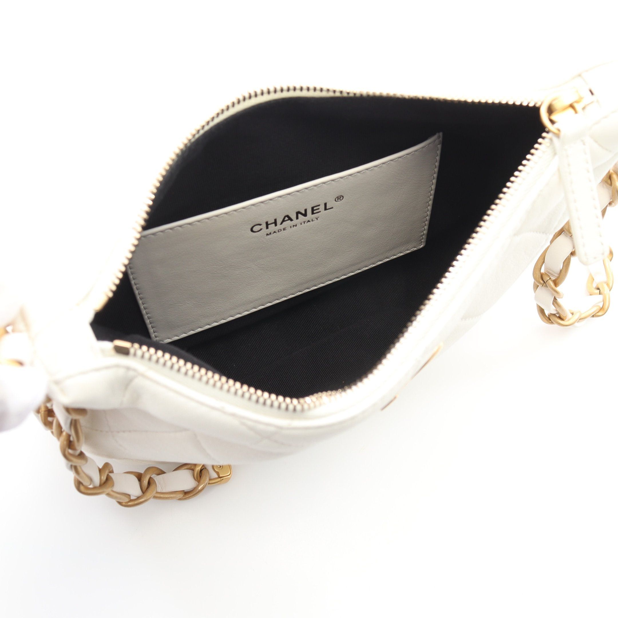 Chanel Chanel Matelasse Chain Shoulder Bag Lambskin White Gold Hardware Size ONE SIZE - 3 Thumbnail