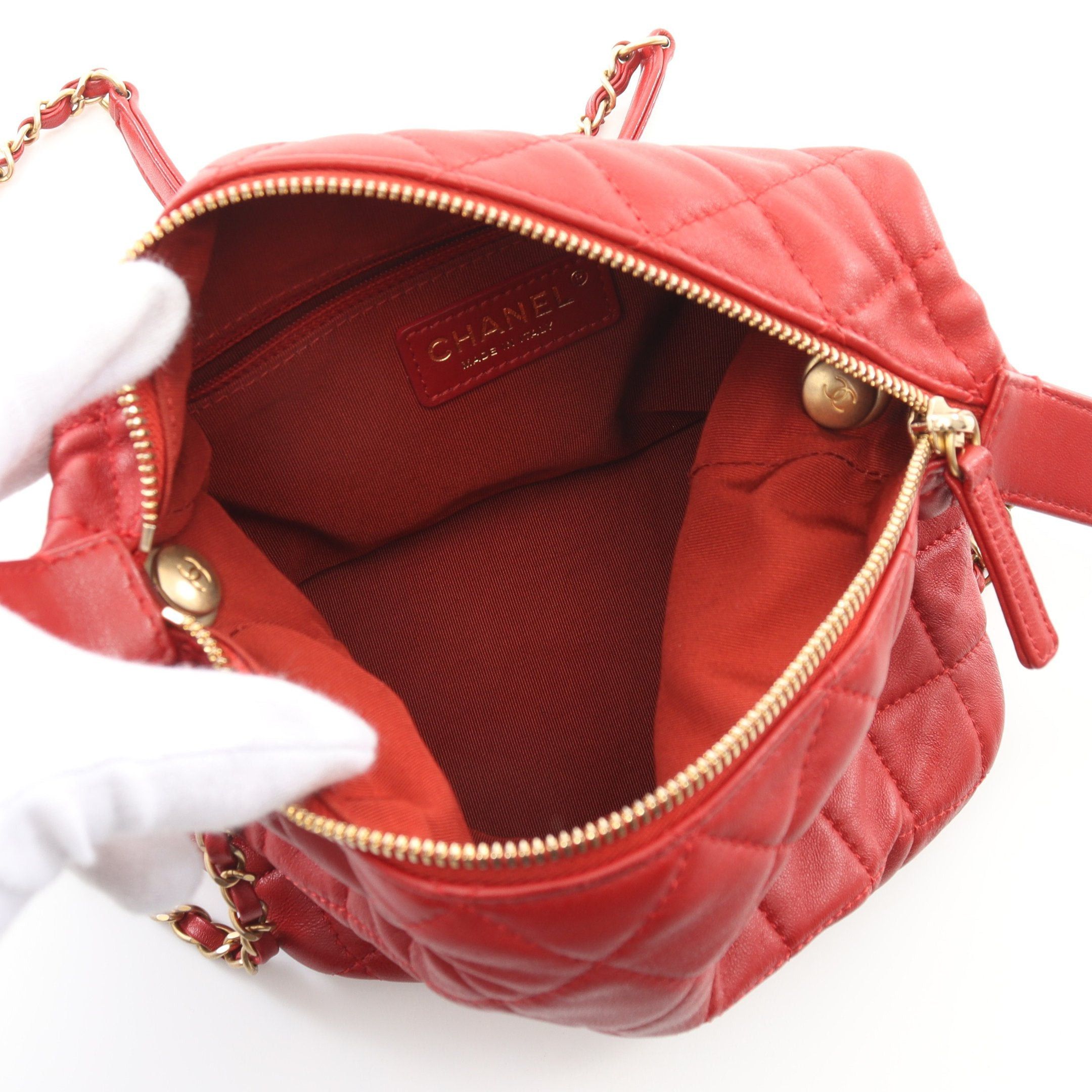 Chanel Chanel 19 Dizeneuf Matelasse Small Hobo Bag Chain Shoulder Lambskin Red Gold Hardware Size ONE SIZE - 3 Thumbnail