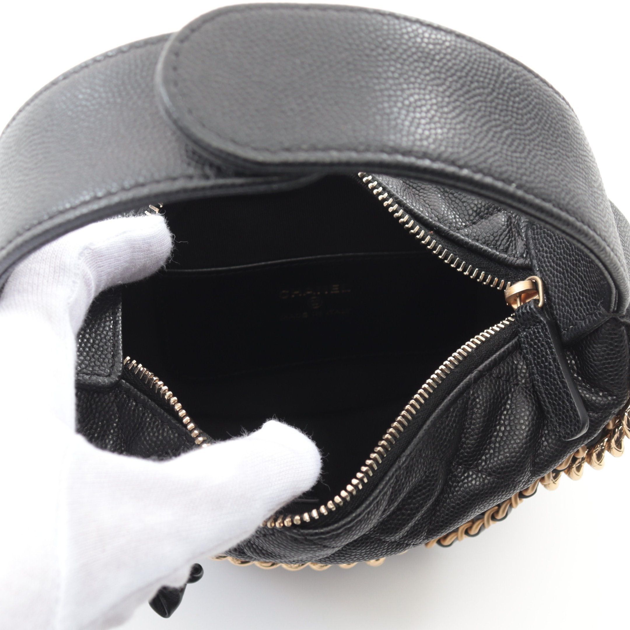 Chanel Chanel Matelasse Handbag Caviar Skin Black Gold Hardware Size ONE SIZE - 3 Thumbnail
