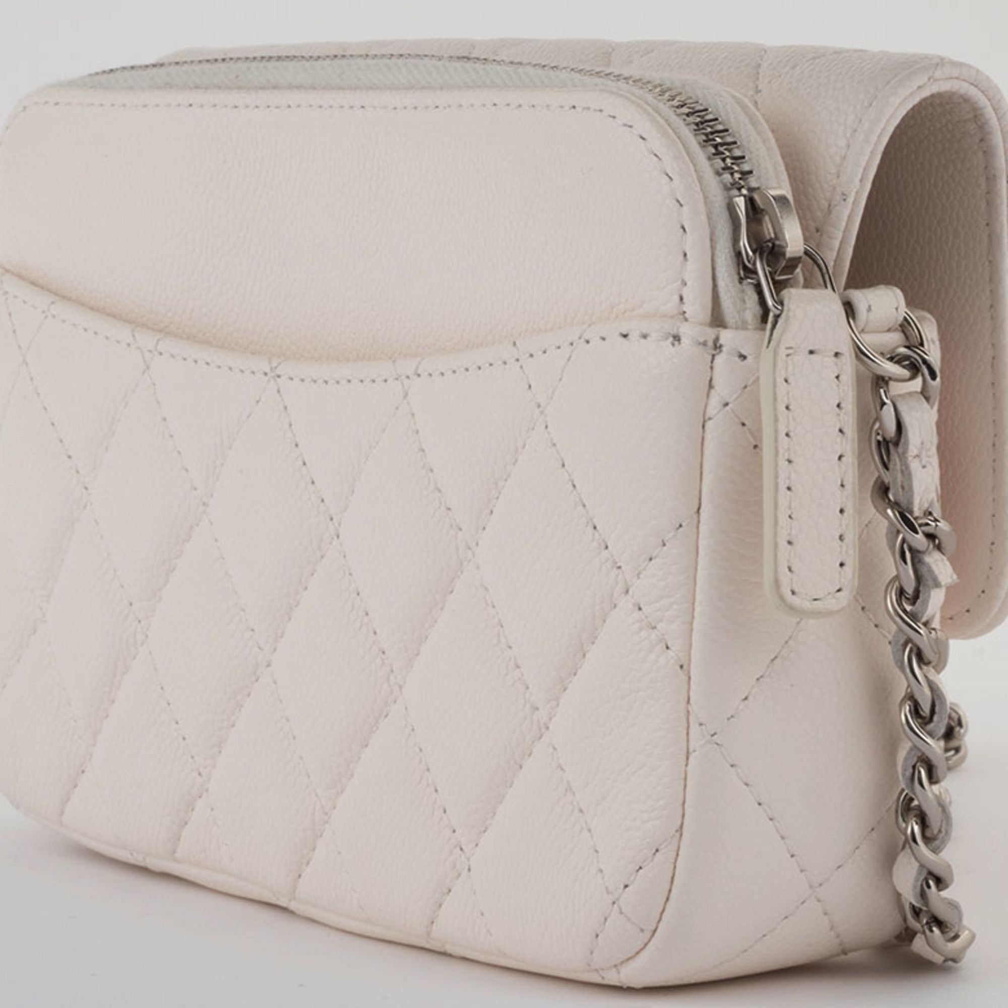 Chanel Chanel Matelasse Flap Phone Case Shoulder Bag White Women's Caviar Skin CHANEL Size ONE SIZE - 2 Thumbnail