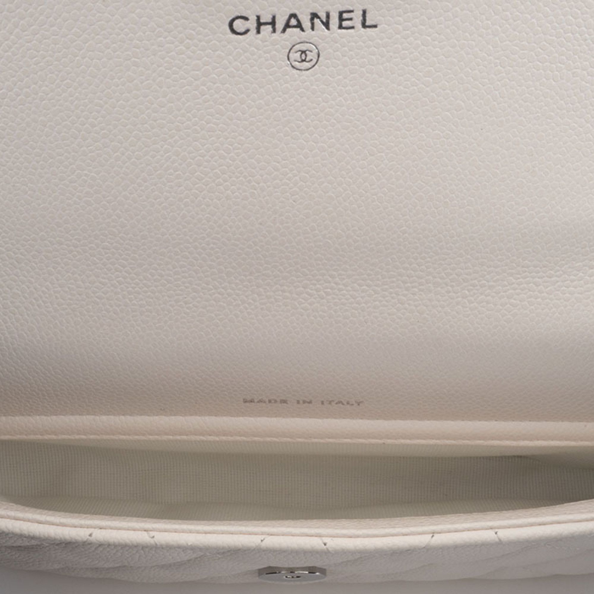 Chanel Chanel Matelasse Flap Phone Case Shoulder Bag White Women's Caviar Skin CHANEL Size ONE SIZE - 11 Thumbnail