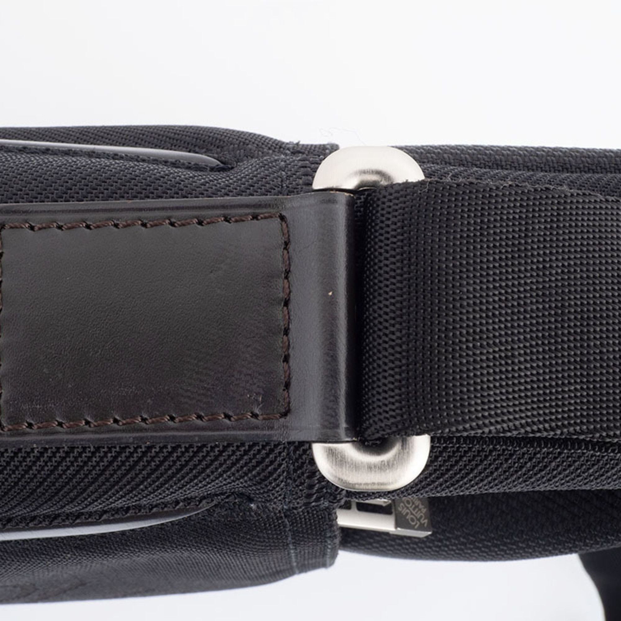 Louis Vuitton Louis Vuitton Citadan NM Shoulder Bag Black M93223 Men's Damier Geant Canvas LOUIS VUITTON Size ONE SIZE - 7 Thumbnail