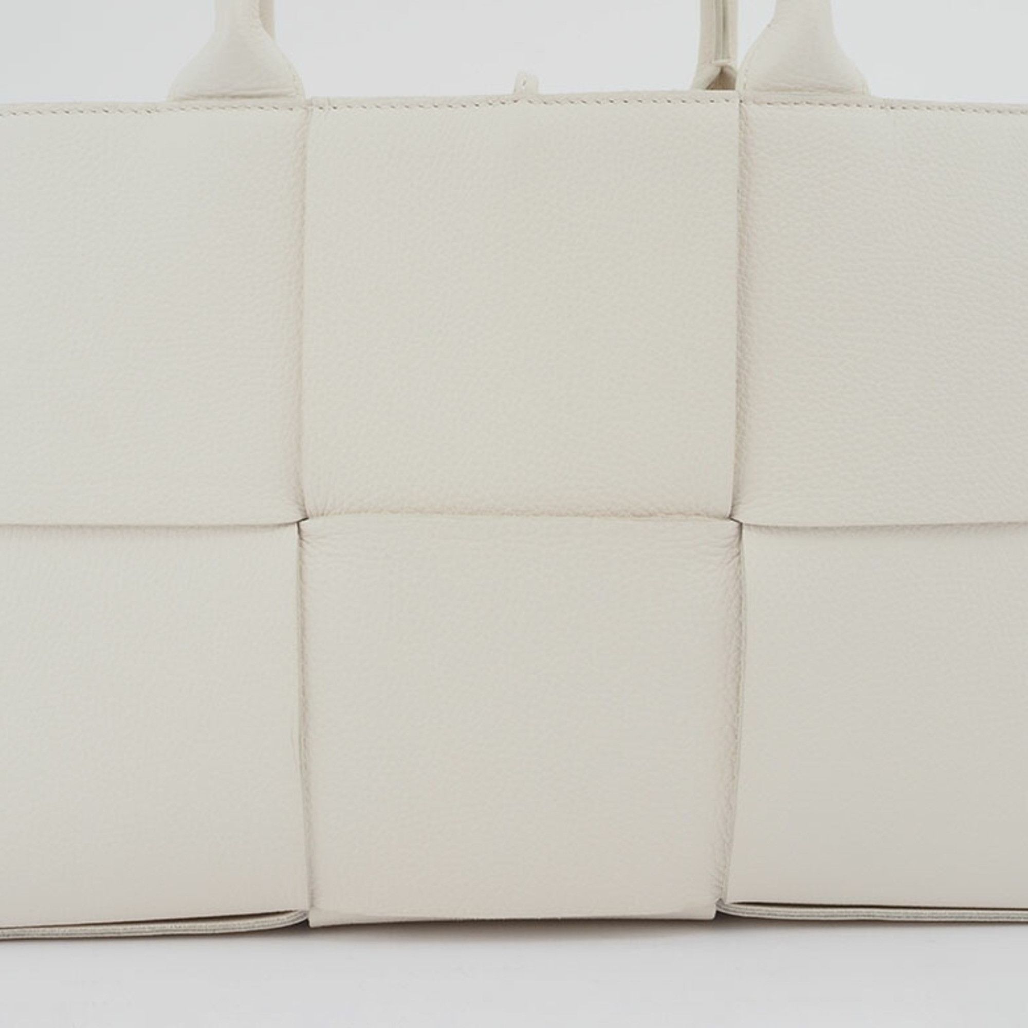 Bottega Veneta Small Arco Tote Bag Handbag White 652867VCP119009 Women's Calfskin BOTTEGA VENETA