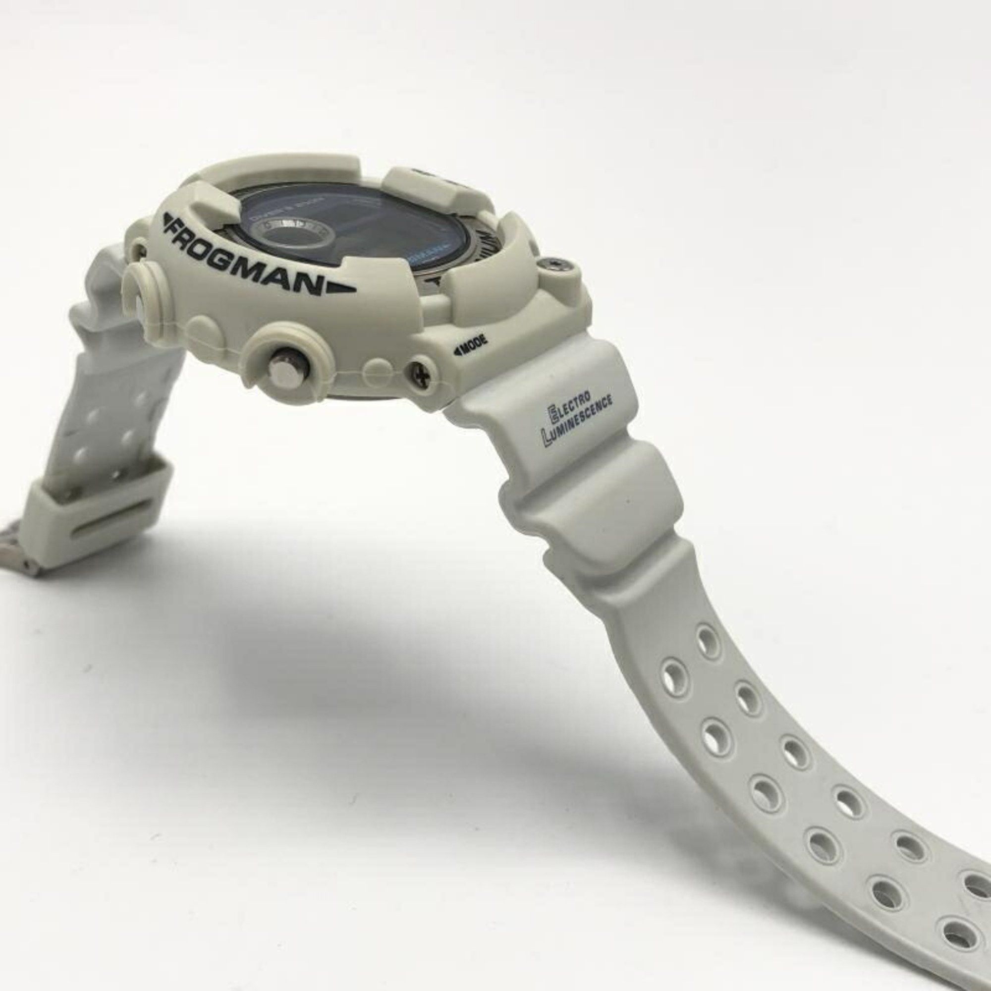 Casio CASIO G-SHOCK DW-8200 Watch White Casio G-Shock Size ONE SIZE - 2 Thumbnail