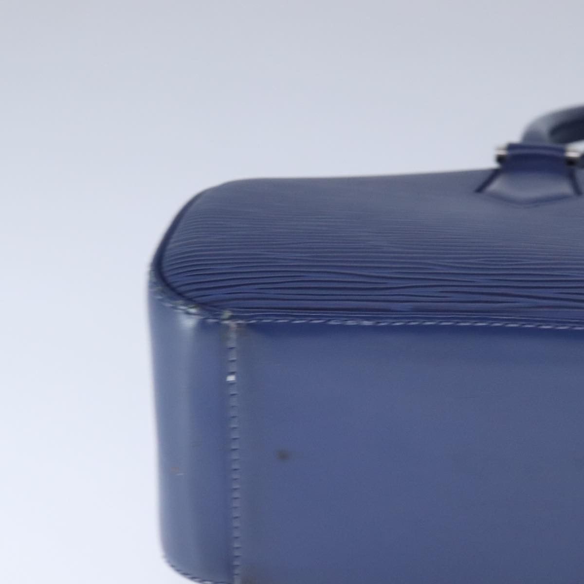 Louis Vuitton Jasmine Blue Leather Handbag (Pre-Owned) Size ONE SIZE - 7 Thumbnail