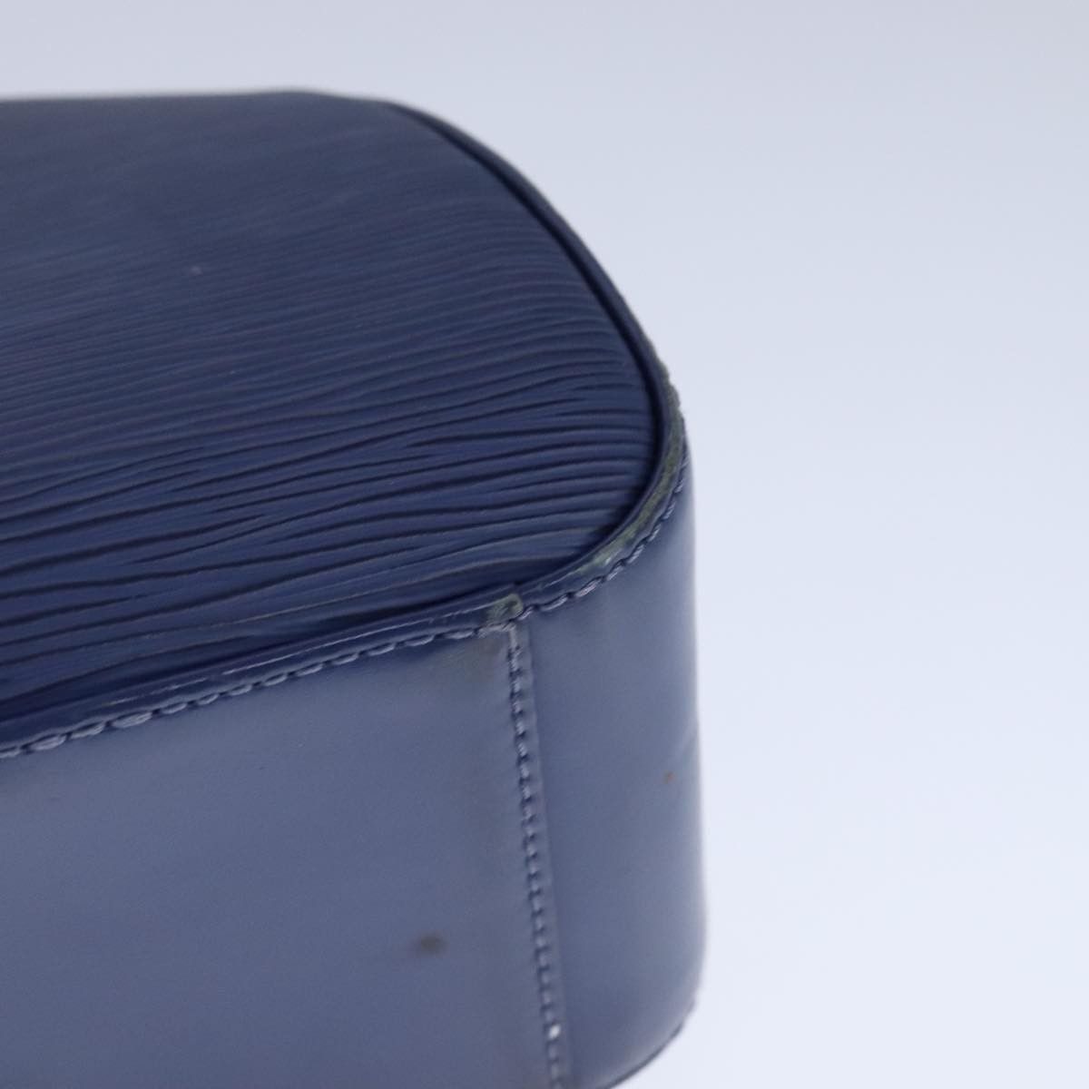 Louis Vuitton Jasmine Blue Leather Handbag (Pre-Owned) Size ONE SIZE - 10 Thumbnail