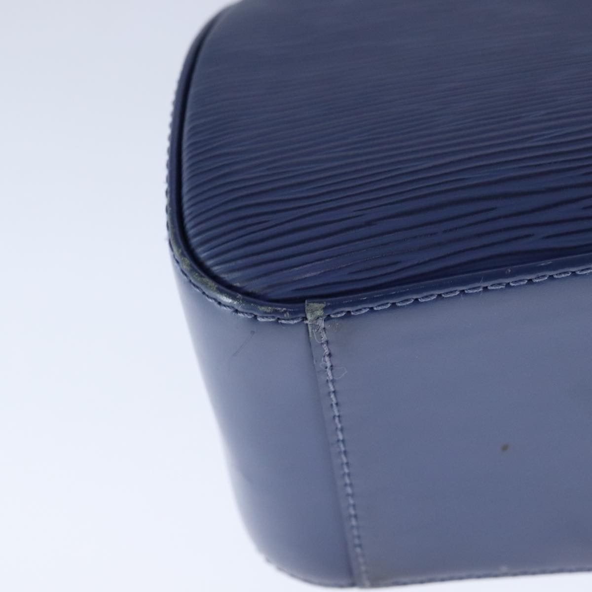 Louis Vuitton Jasmine Blue Leather Handbag (Pre-Owned) Size ONE SIZE - 9 Thumbnail
