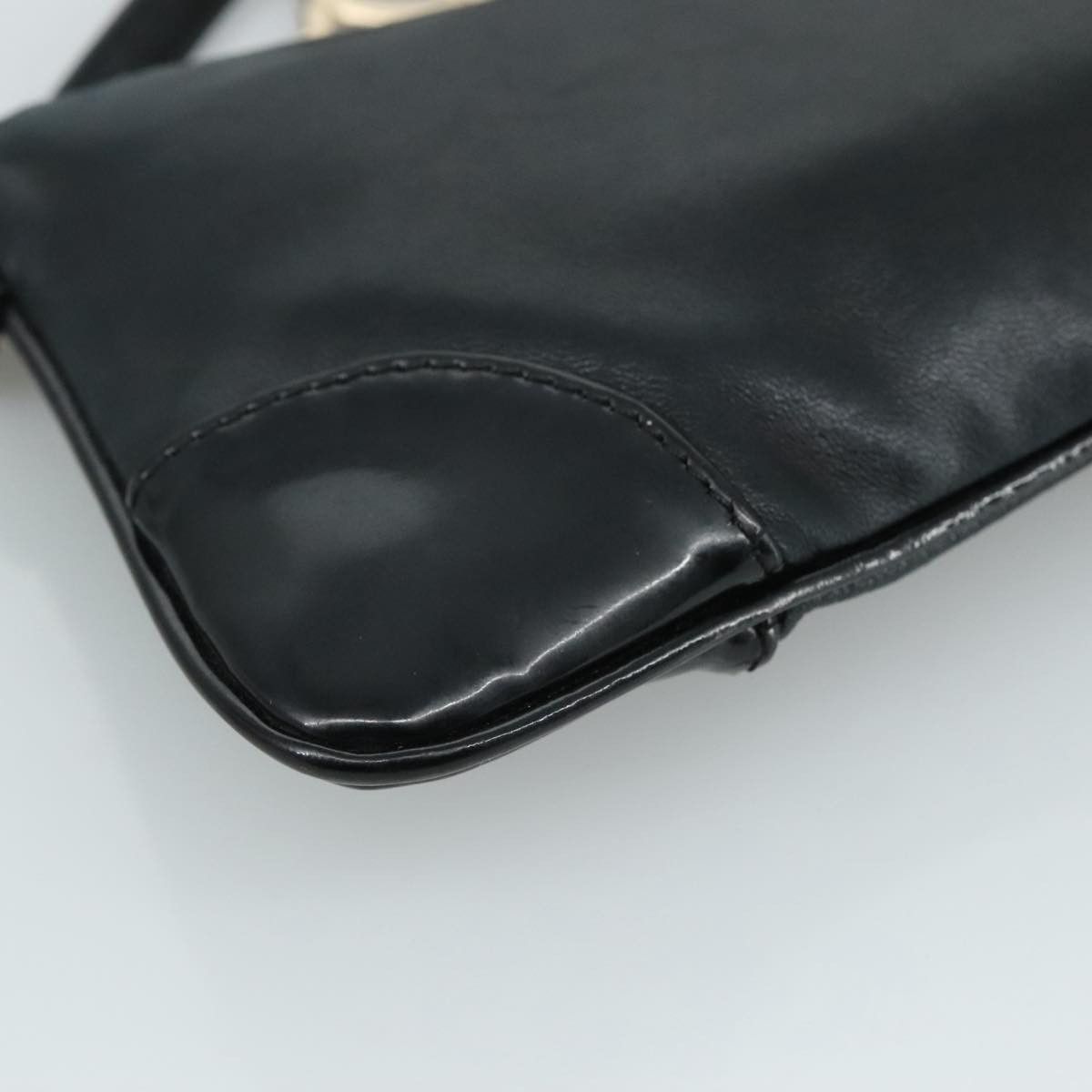 Chanel Camélia Black Leather Clutch Bag (Pre-Owned) Size ONE SIZE - 6 Thumbnail