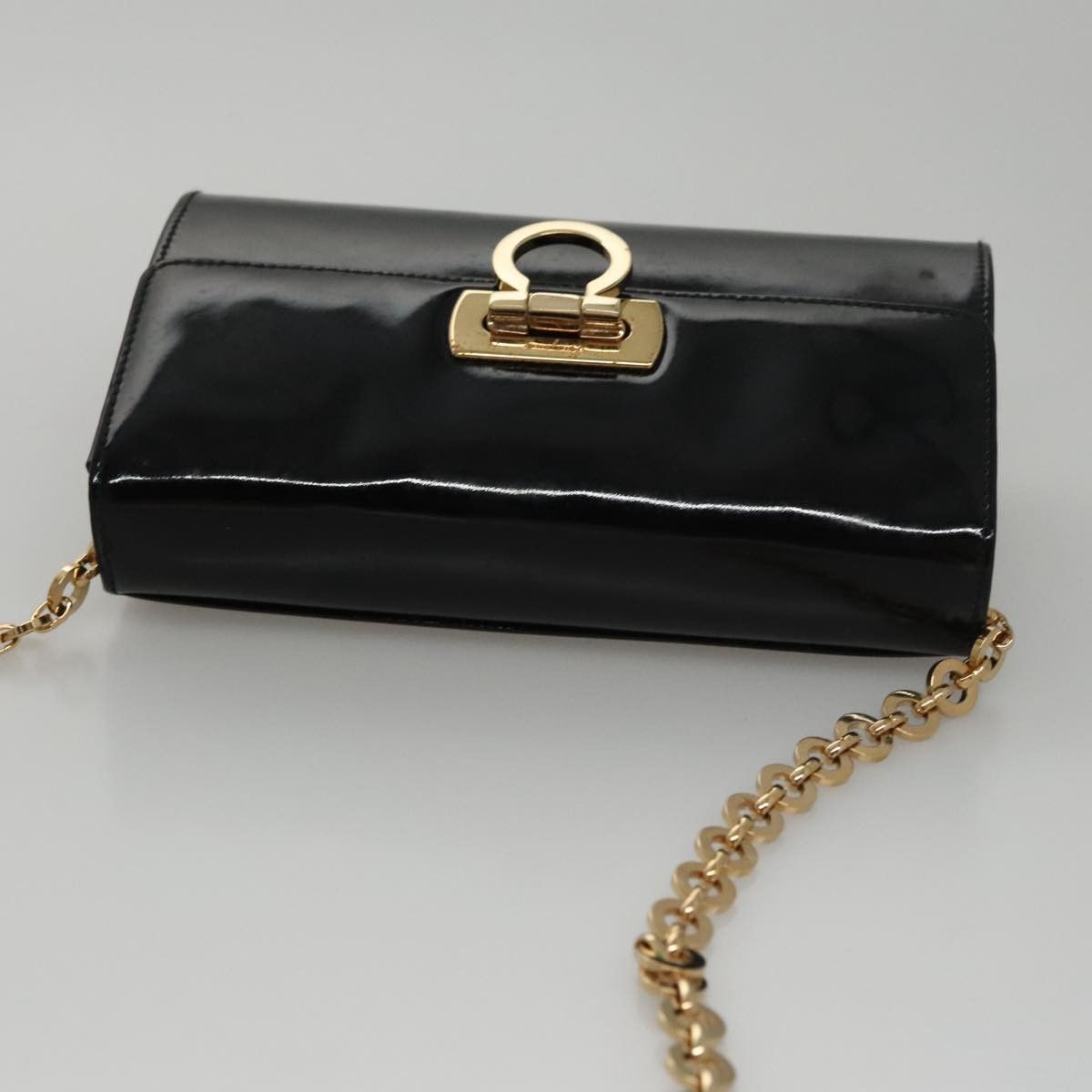 Salvatore Ferragamo Gancini Black Patent Leather Shoulder Bag (Pre-Owned) Size ONE SIZE - 16 Thumbnail