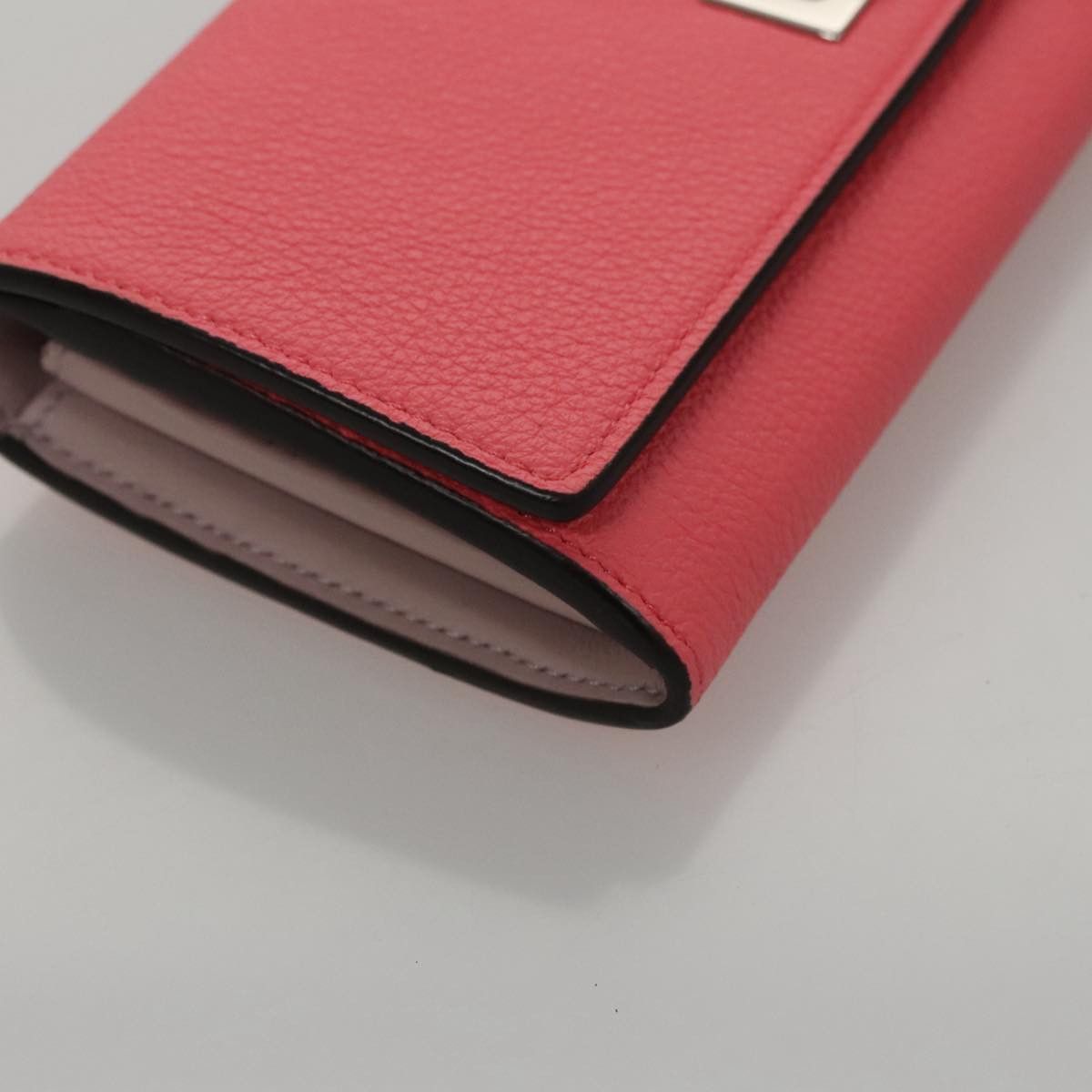 Fendi Peekaboo Pink Leather Wallet (Pre-Owned) Size ONE SIZE - 5 Thumbnail