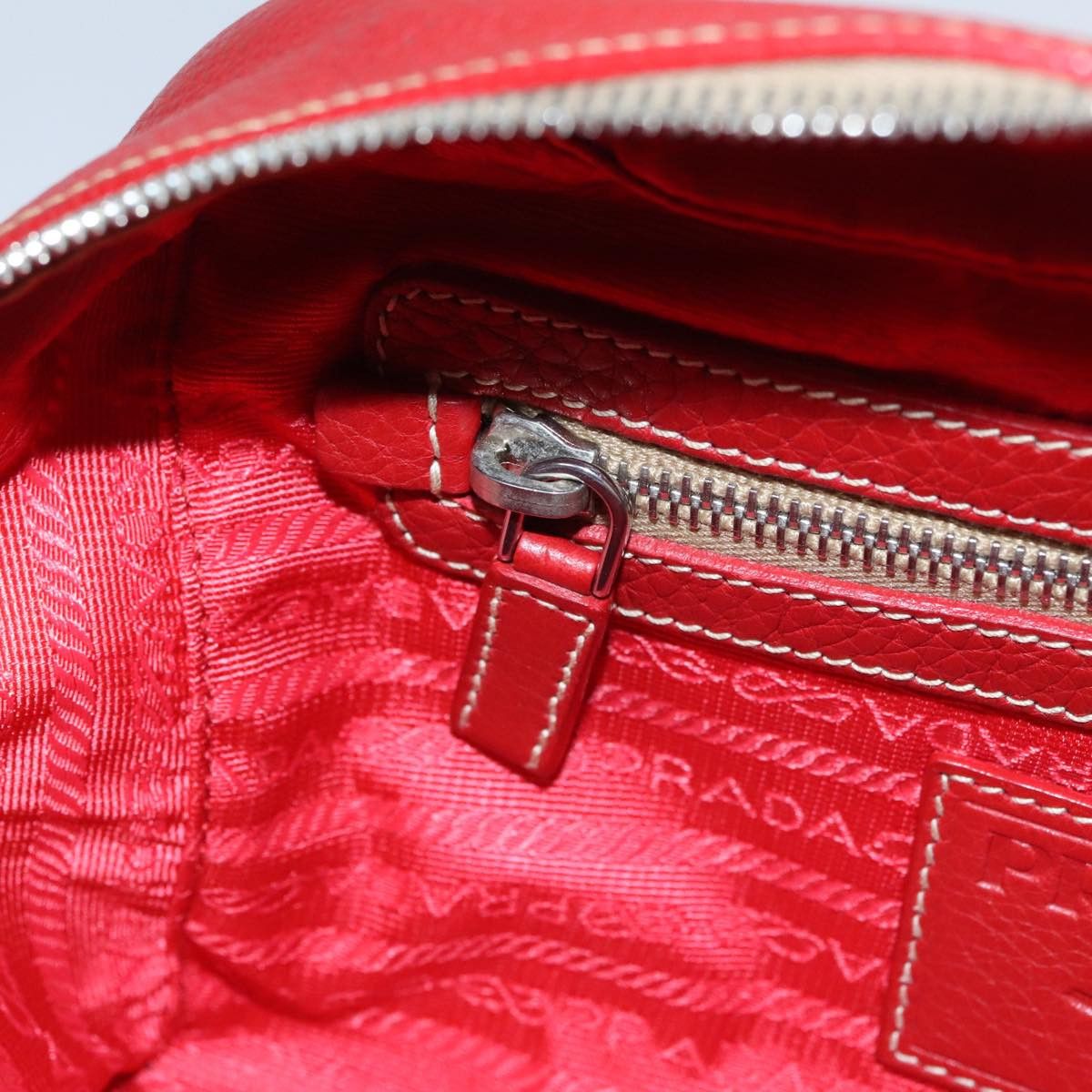 Prada Red Leather Handbag (Pre-Owned) Size ONE SIZE - 14 Thumbnail