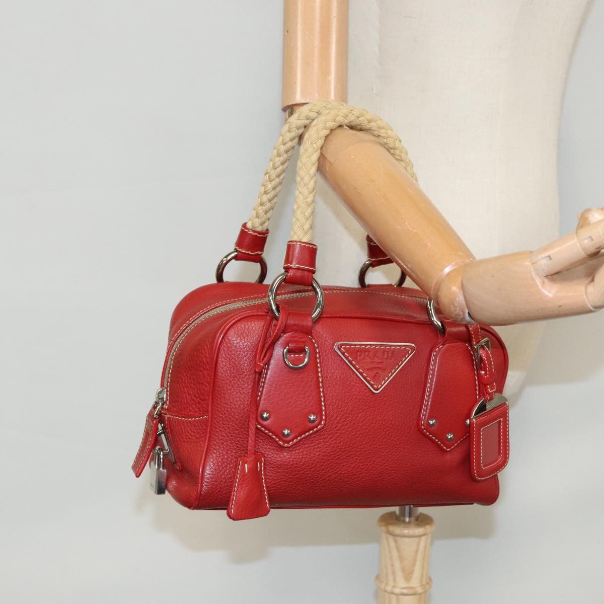 Prada Red Leather Handbag (Pre-Owned) Size ONE SIZE - 18 Thumbnail
