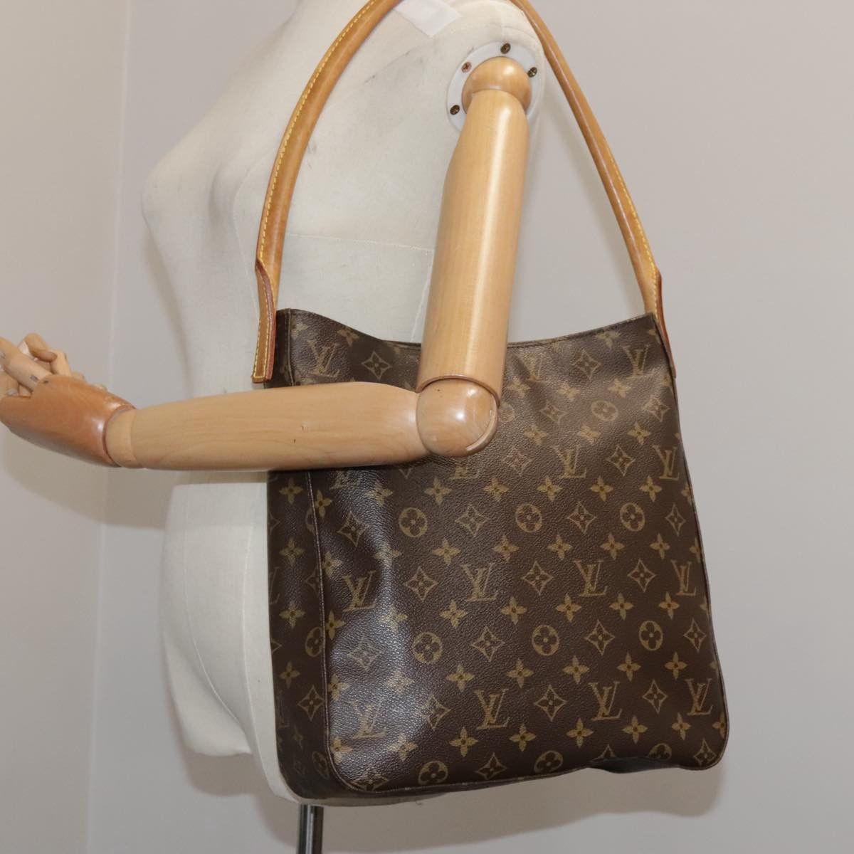 Louis Vuitton Looping Gm Brown Canvas Shoulder Bag (Pre-Owned) Size ONE SIZE - 16 Thumbnail