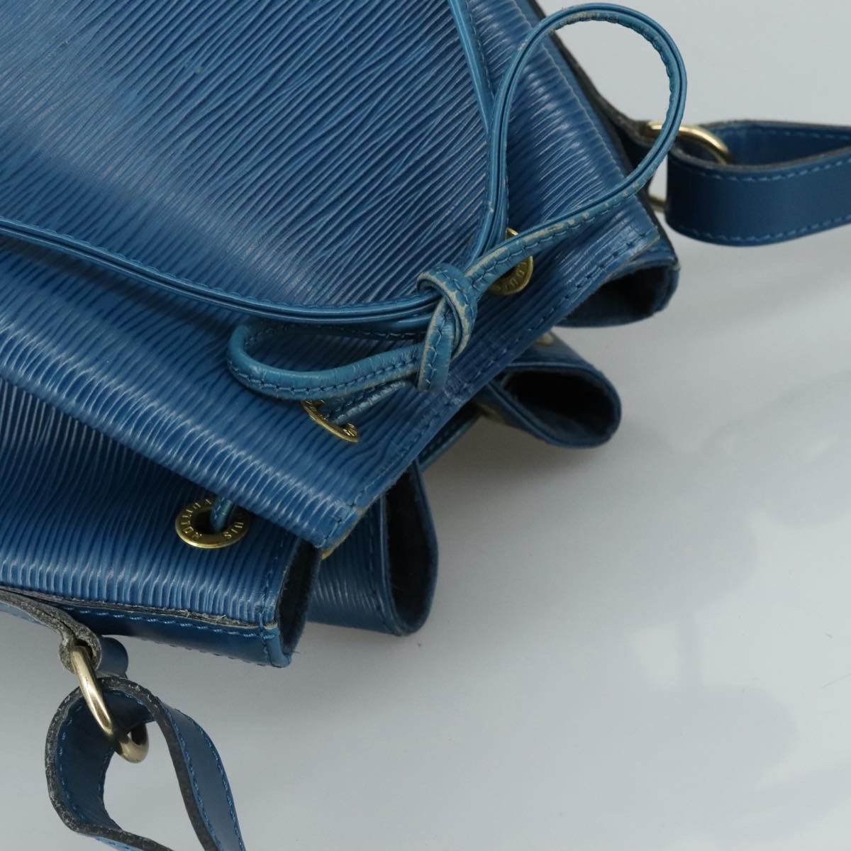 Louis Vuitton Noé Blue Leather Shoulder Bag (Pre-Owned) Size ONE SIZE - 13 Thumbnail