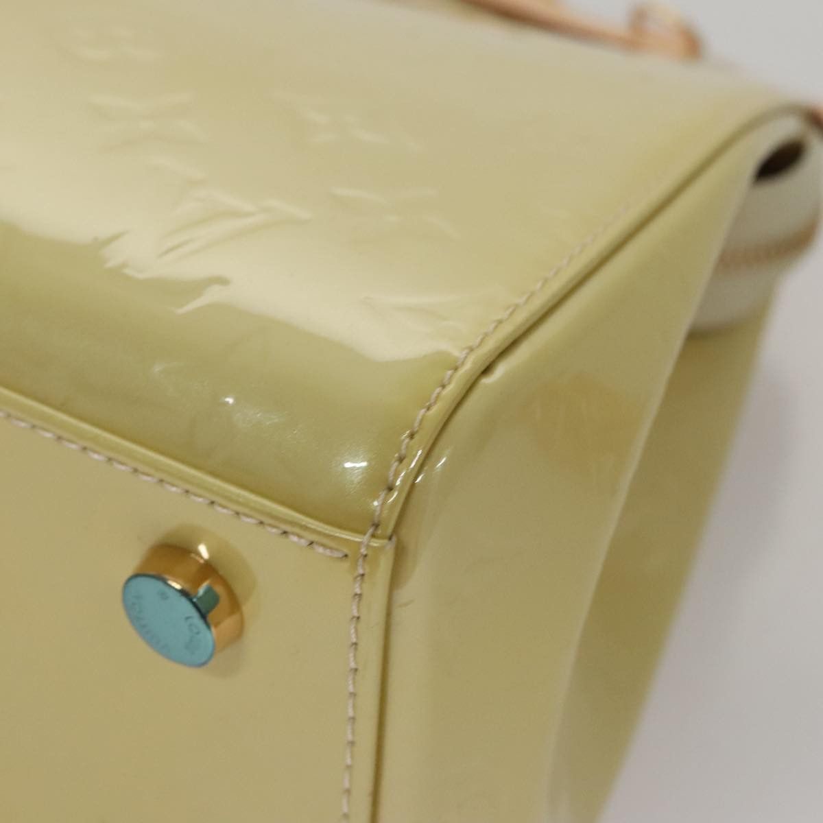 Louis Vuitton Blair Beige Patent Leather Handbag (Pre-Owned) Size ONE SIZE - 10 Thumbnail