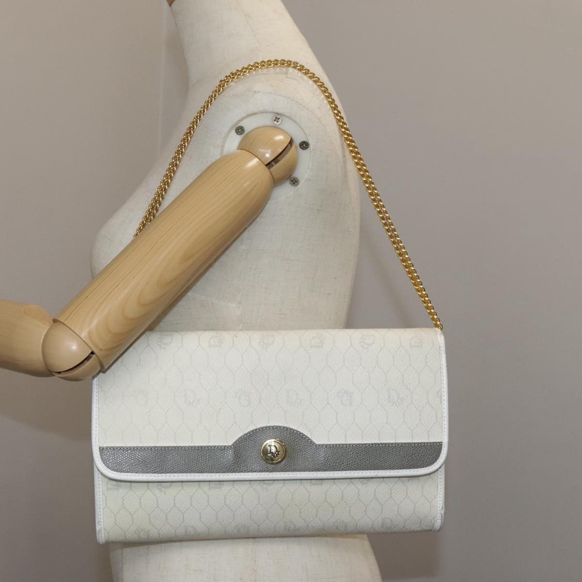 Dior Honeycomb White Canvas Shoulder Bag (Pre-Owned) Size ONE SIZE - 14 Thumbnail