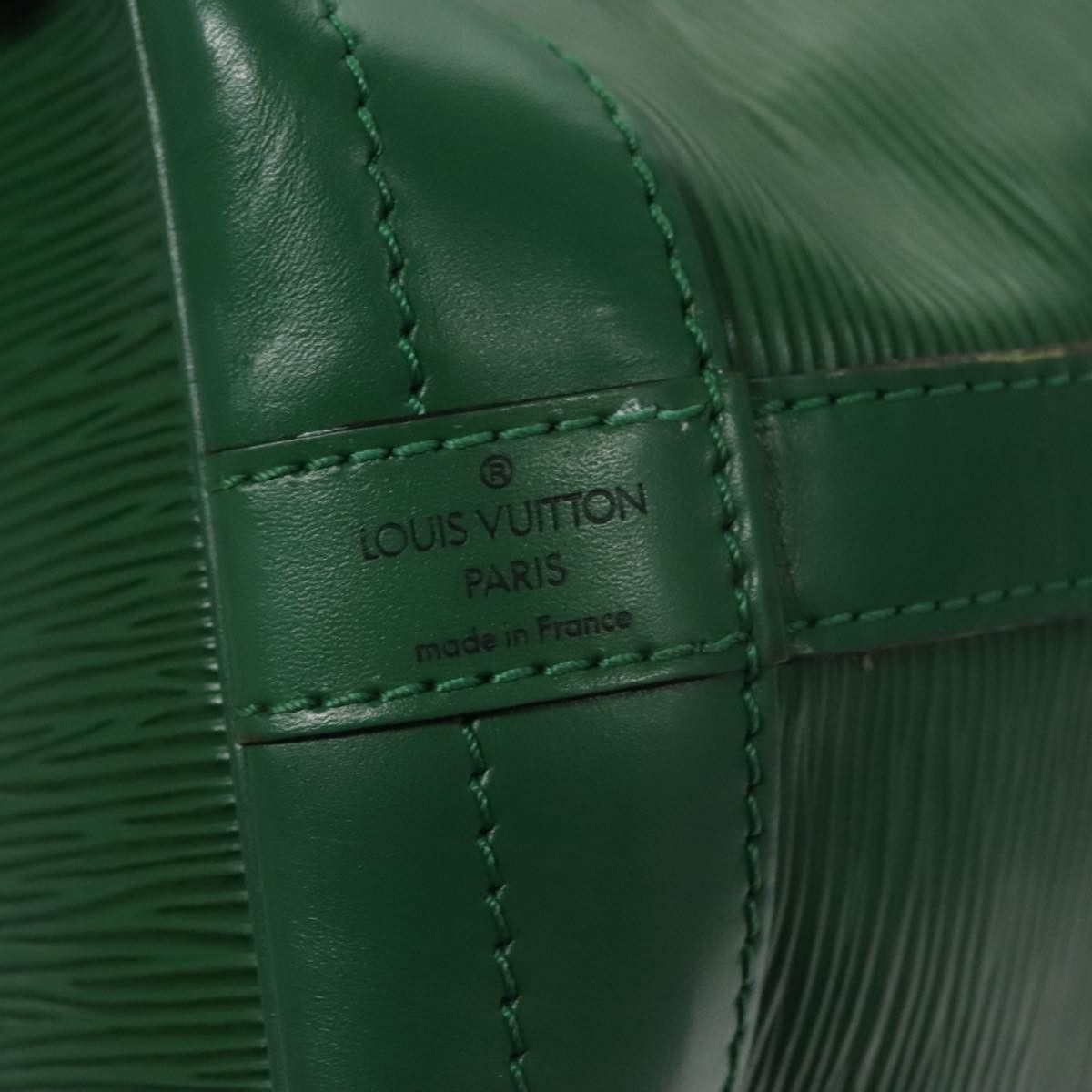 Louis Vuitton Noé Green Leather Shoulder Bag (Pre-Owned) Size ONE SIZE - 9 Thumbnail