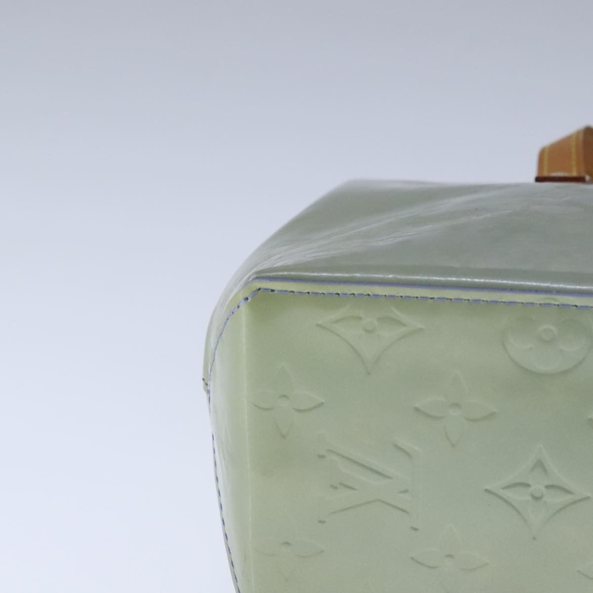 Louis Vuitton Reade Grey Patent Leather Handbag (Pre-Owned) Size ONE SIZE - 7 Thumbnail