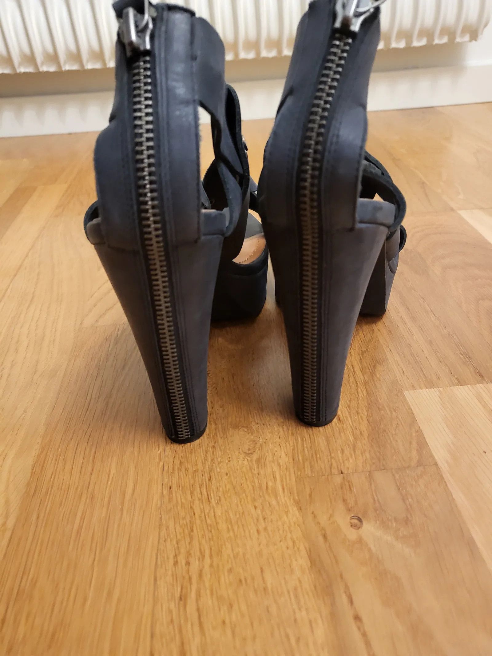 & Other Stories & Other Stories Heels Size US 10 / IT 40 - 4 Thumbnail