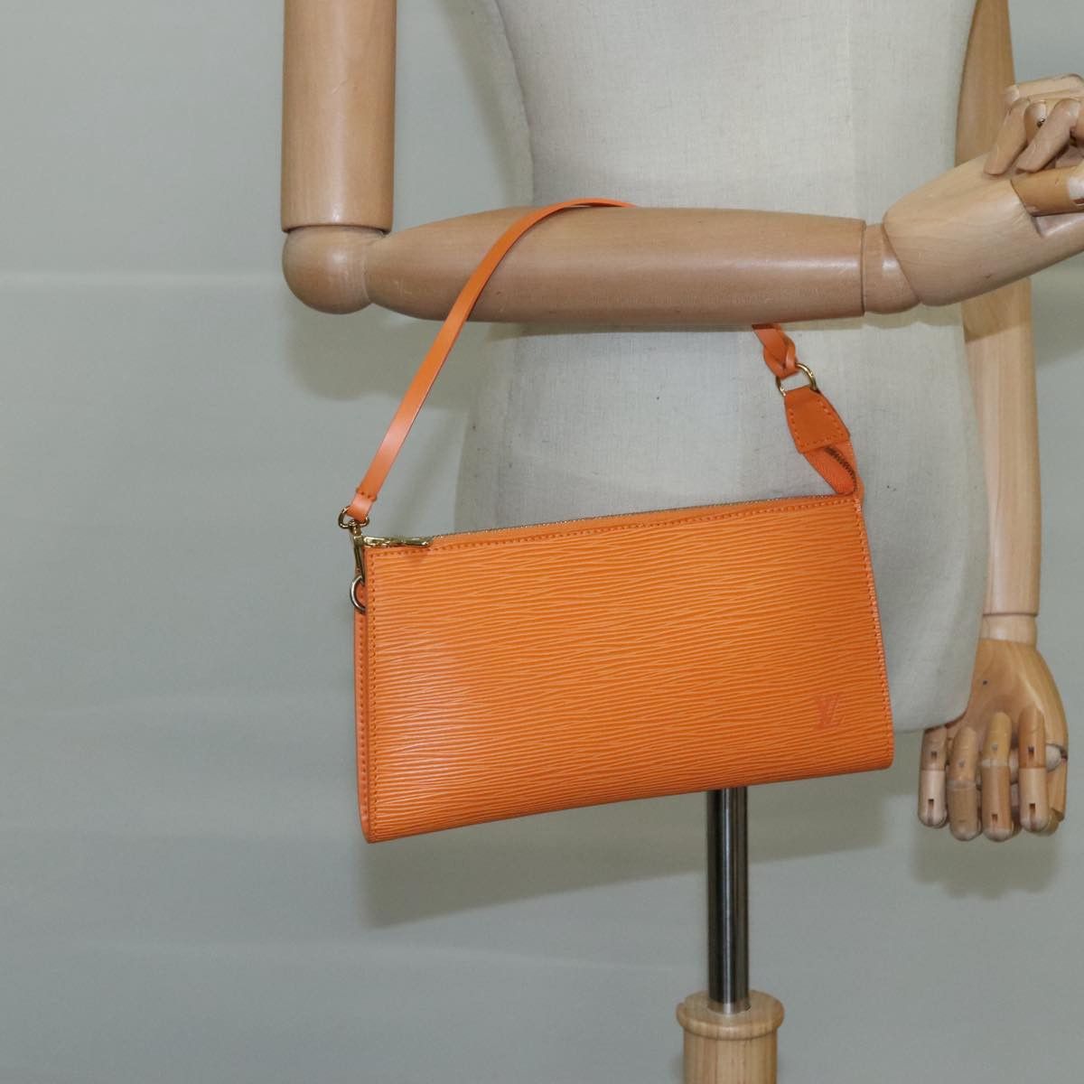 Louis Vuitton Louis Vuitton Pochette Accessoire clutch Size ONE SIZE - 17 Thumbnail