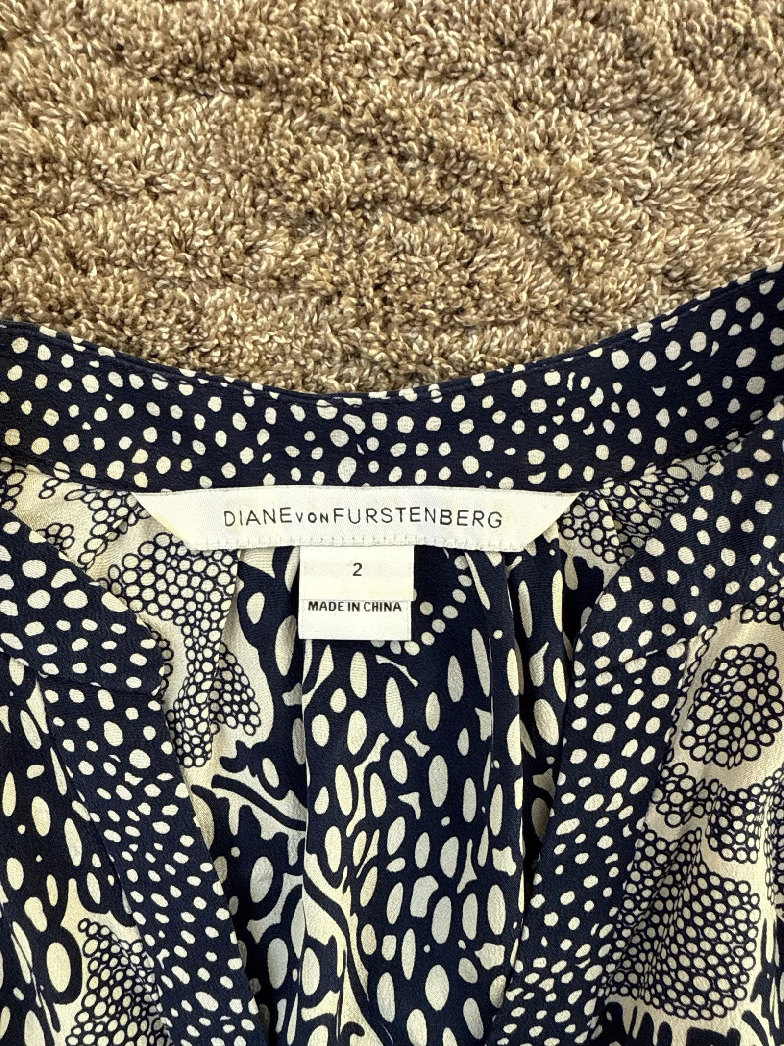 Diane von Furstenberg Diane von Furstenberg Freya Dress Size XS / US 0-2 / IT 36-38 - 2 Thumbnail