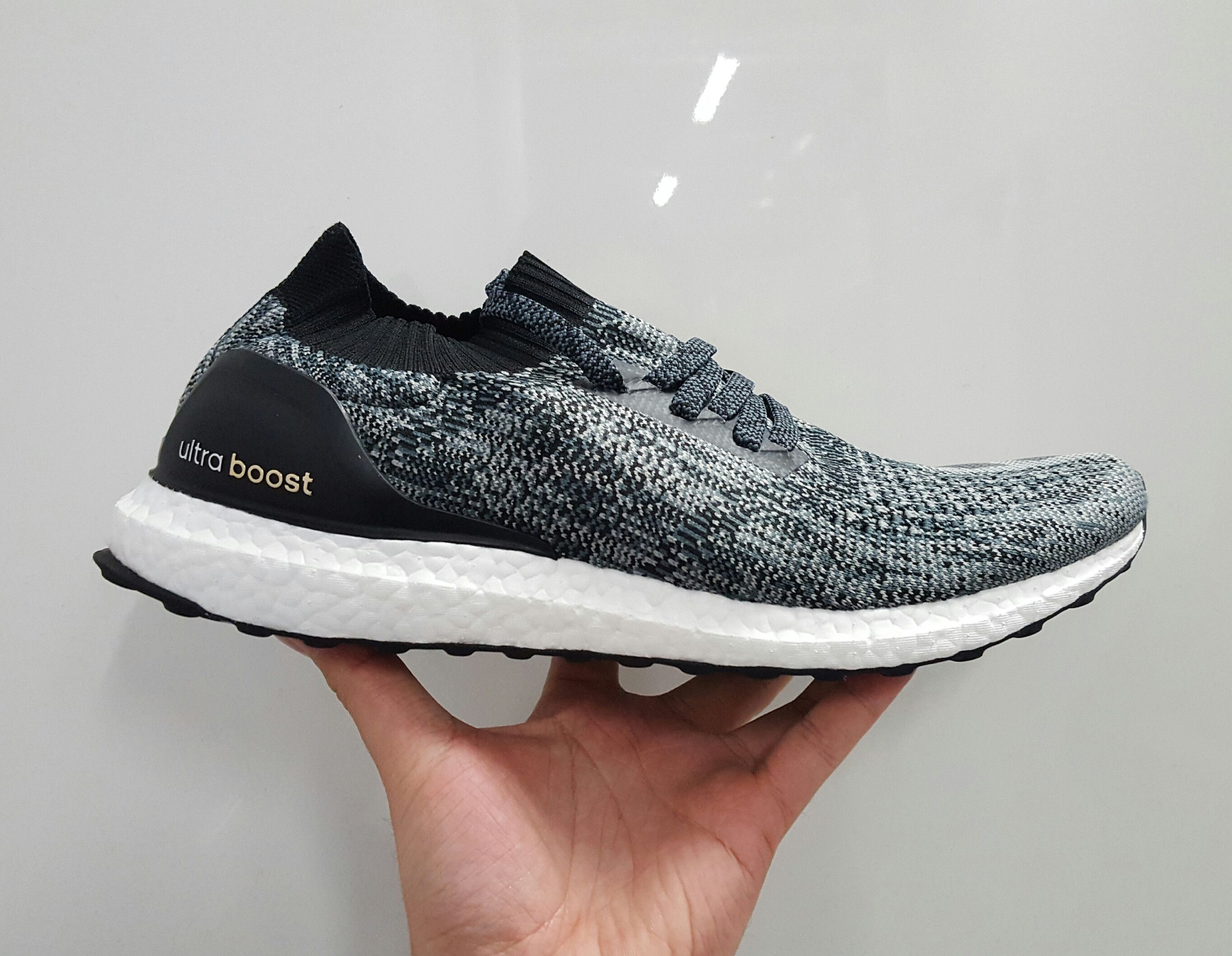 ultraboost uncaged black