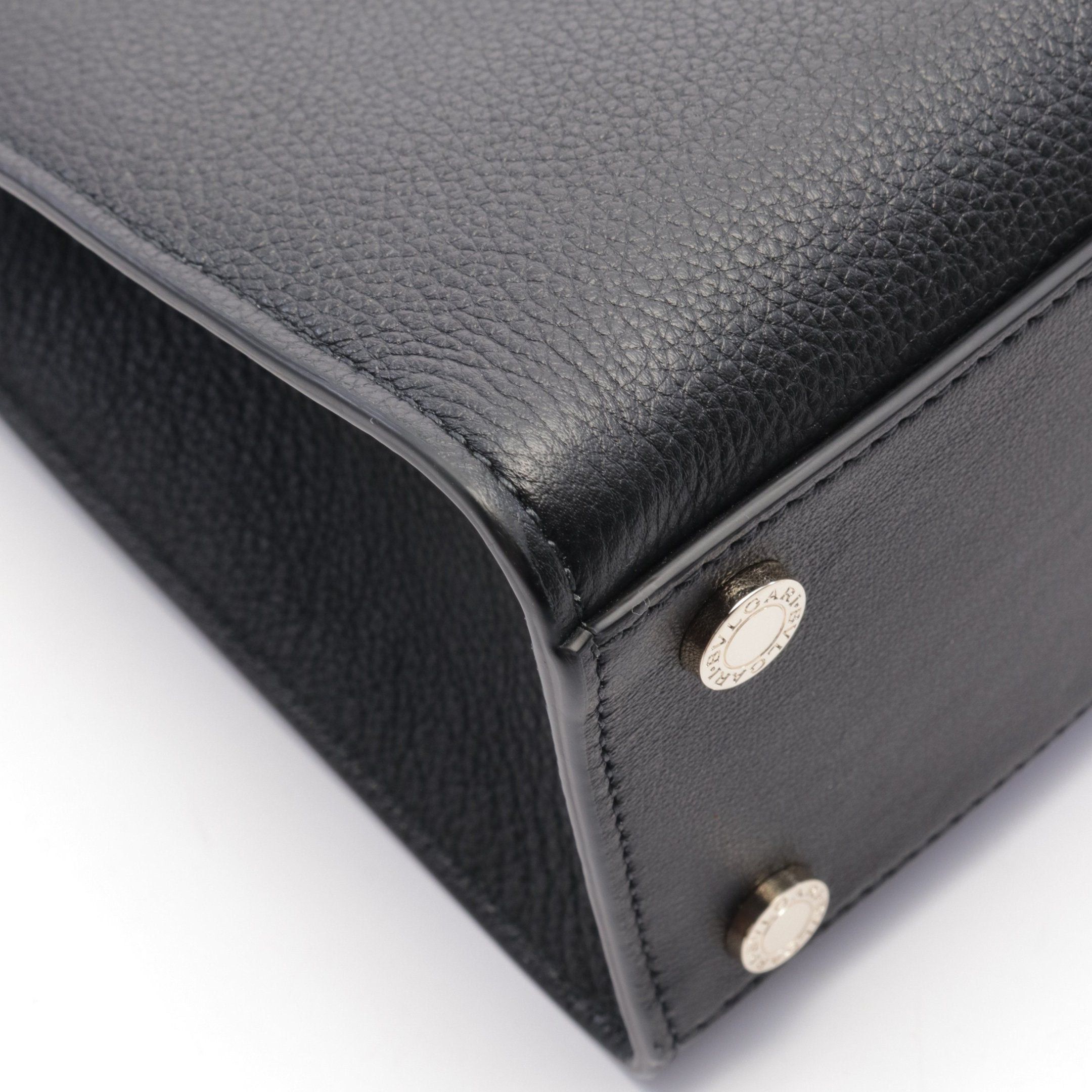 Bvlgari Bvlgari Bvlgari Logo Handbag Leather Black Size ONE SIZE - 6 Thumbnail
