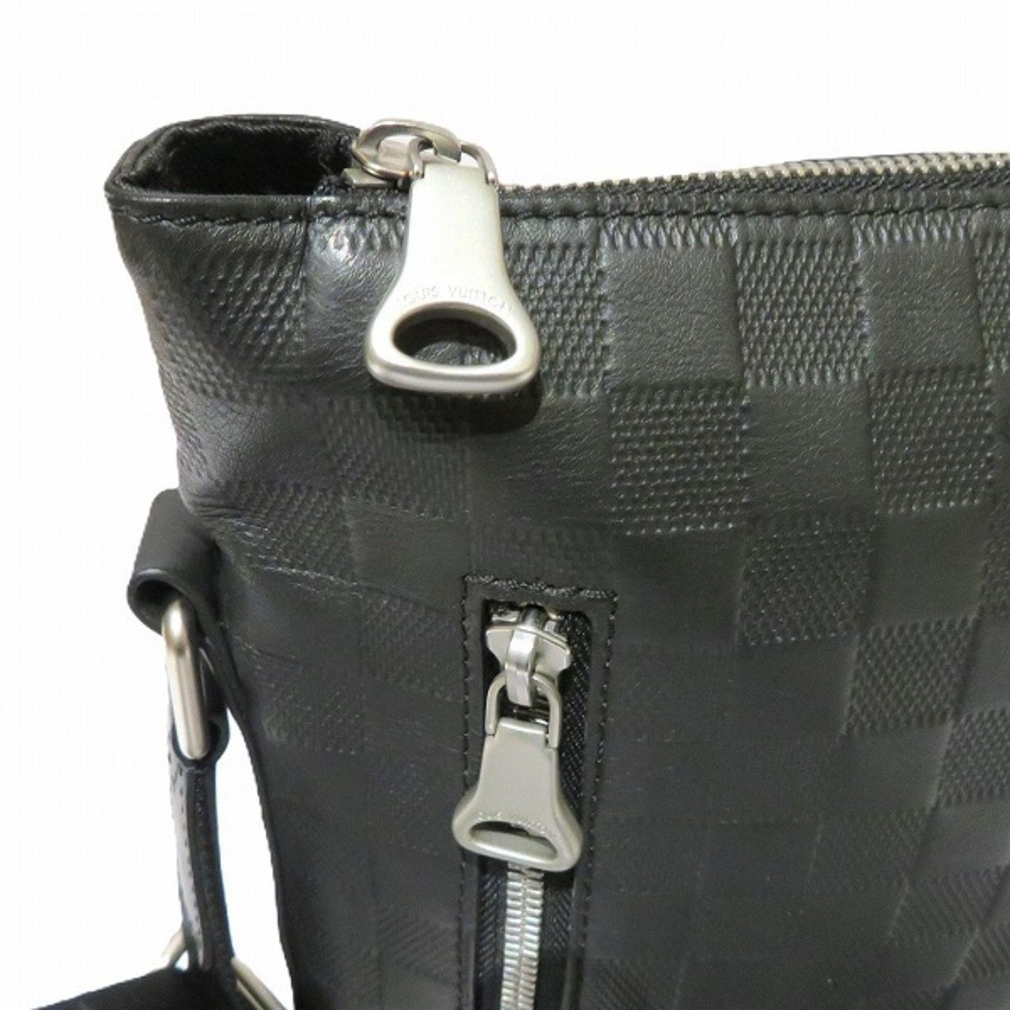 Louis Vuitton Louis Vuitton Damier Infini Discovery BB N42418 Bag Shoulder Men's Size ONE SIZE - 8 Thumbnail