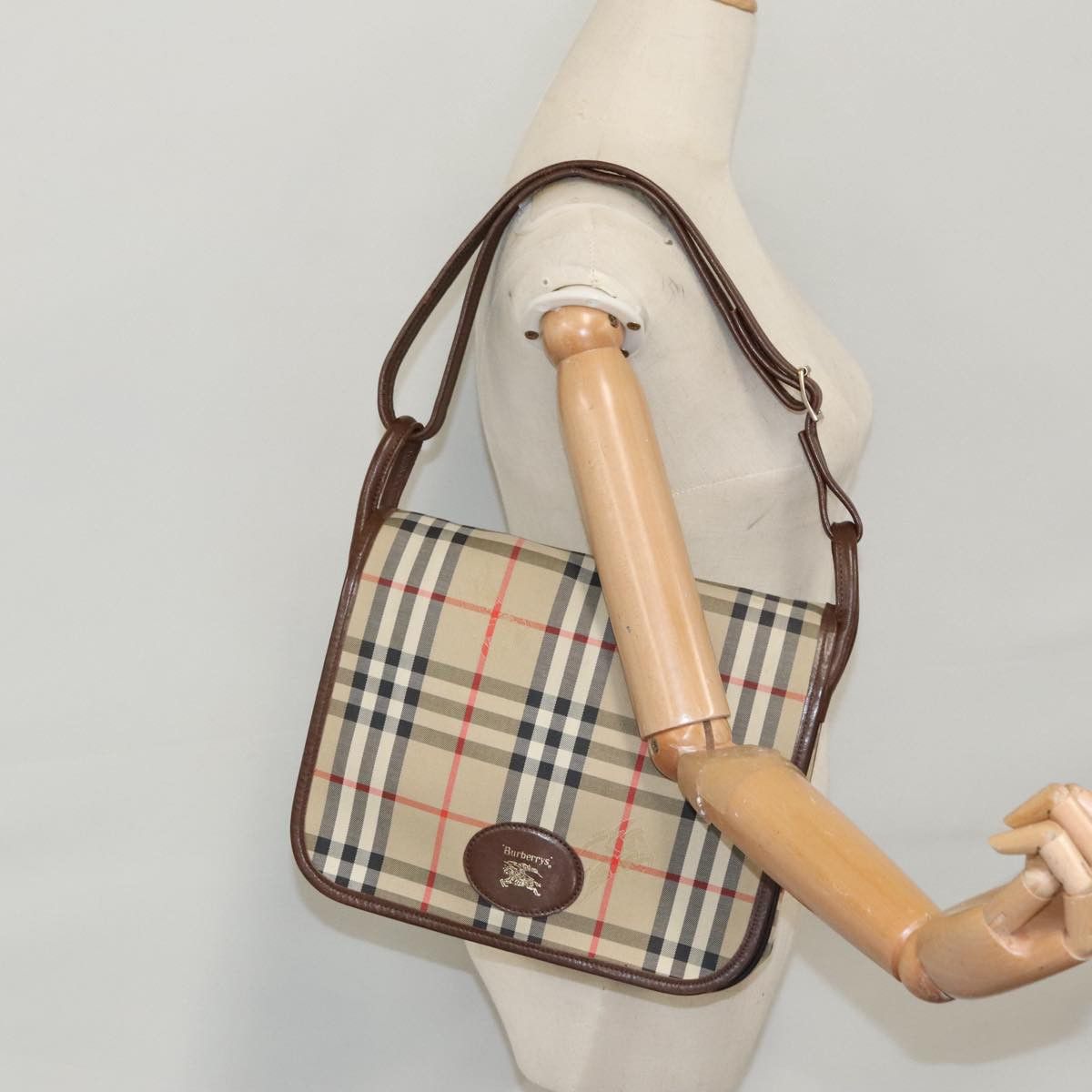 Burberry Nova Check Beige Canvas Shoulder Bag (Pre-Owned) Size ONE SIZE - 15 Thumbnail