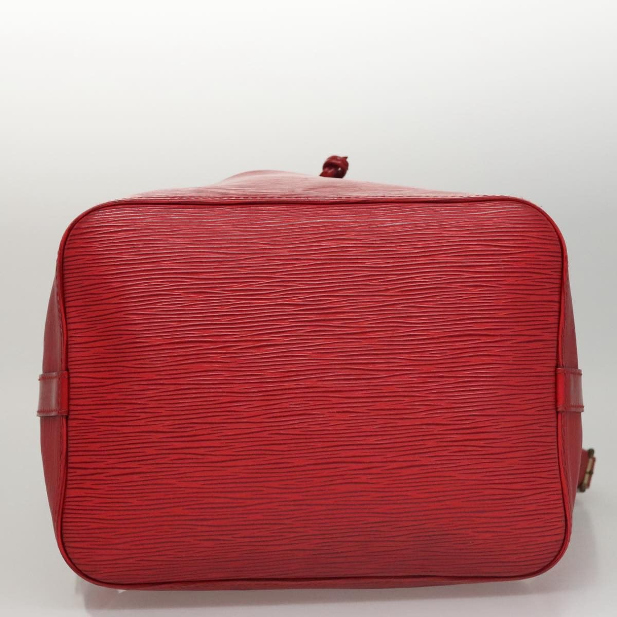 Louis Vuitton Petit Noé Red Leather Shoulder Bag (Pre-Owned) Size ONE SIZE - 19 Thumbnail