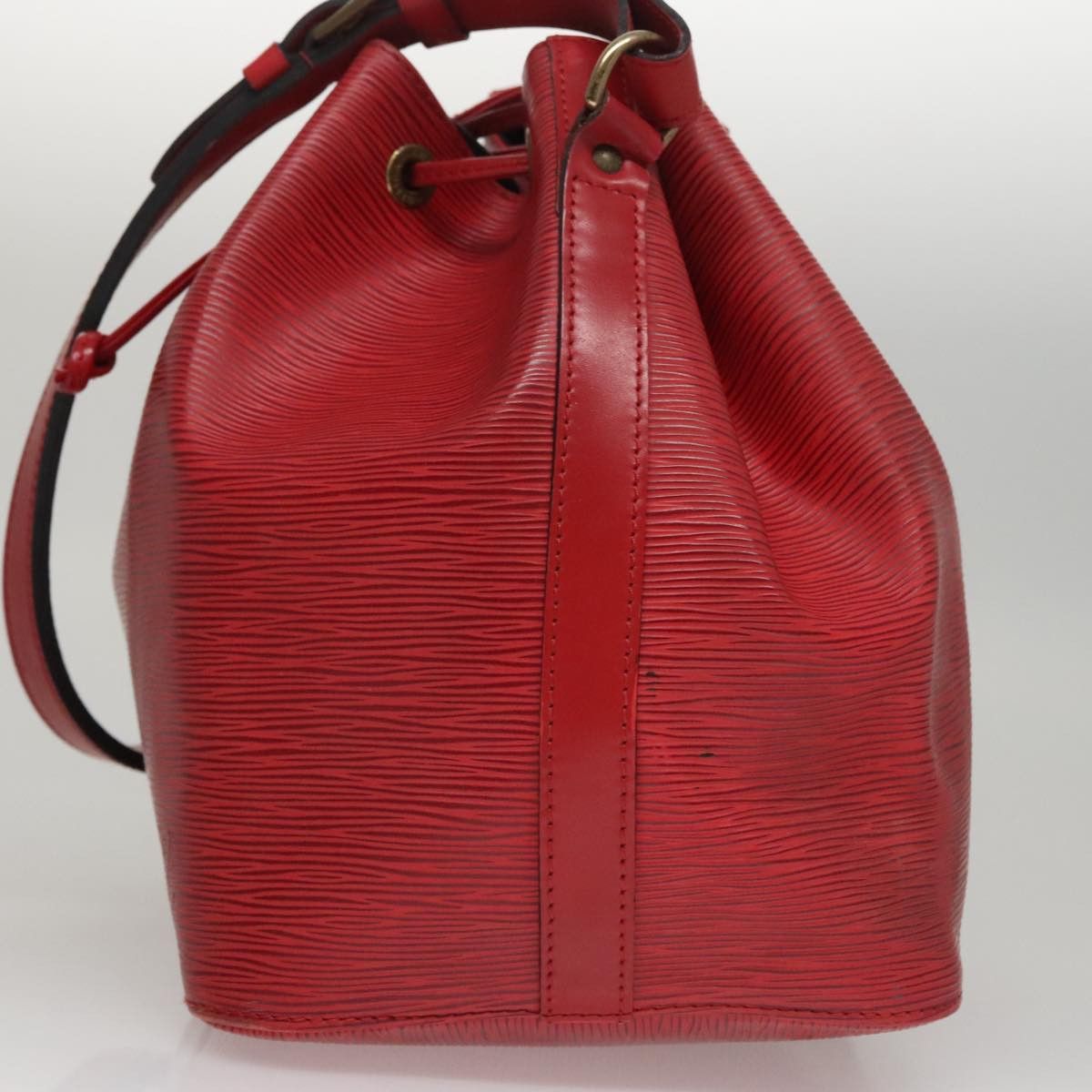 Louis Vuitton Petit Noé Red Leather Shoulder Bag (Pre-Owned) Size ONE SIZE - 3 Thumbnail