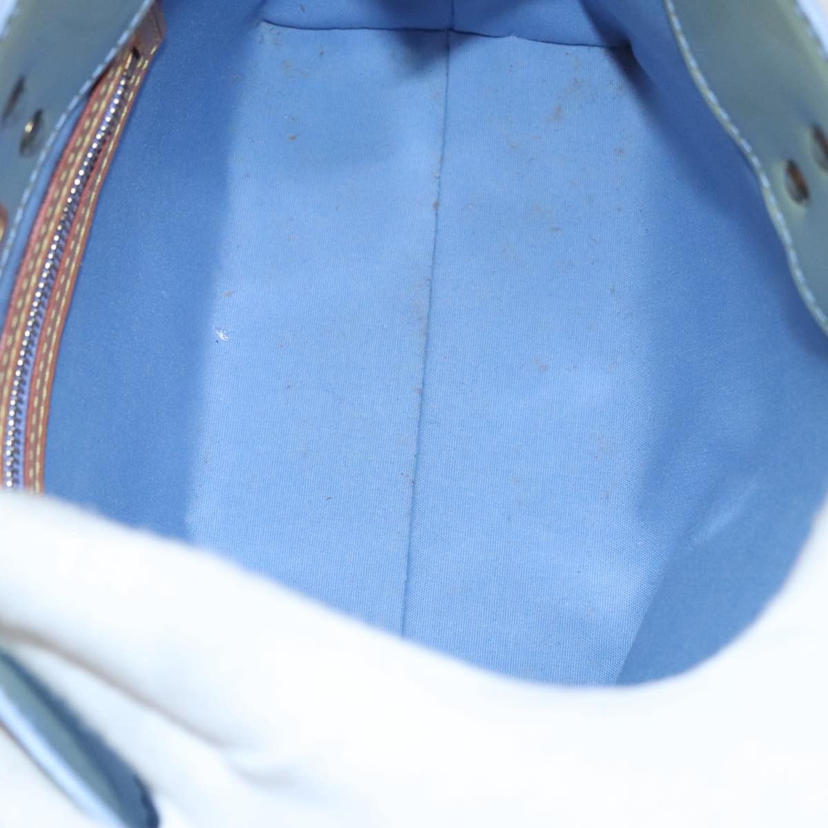 Louis Vuitton Reade Blue Patent Leather Handbag (Pre-Owned) Size ONE SIZE - 18 Thumbnail