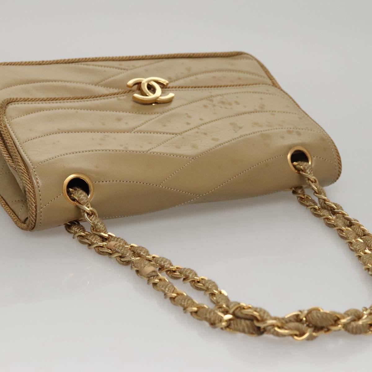 Chanel Single Flap Beige Calfskin Shoulder Bag (Pre-Owned) Size ONE SIZE - 5 Thumbnail