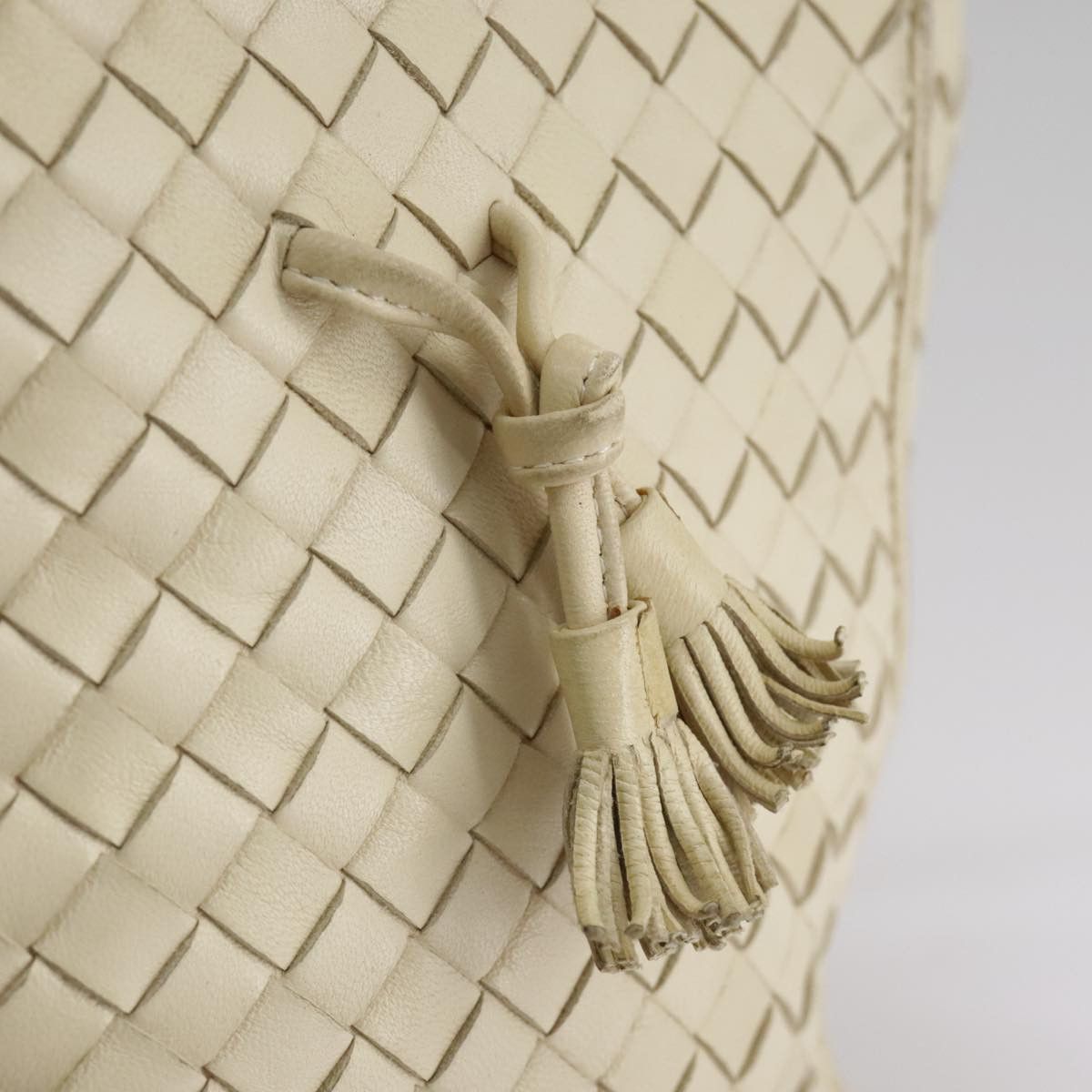 Bottega Veneta Beige Leather Handbag (Pre-Owned) Size ONE SIZE - 10 Thumbnail