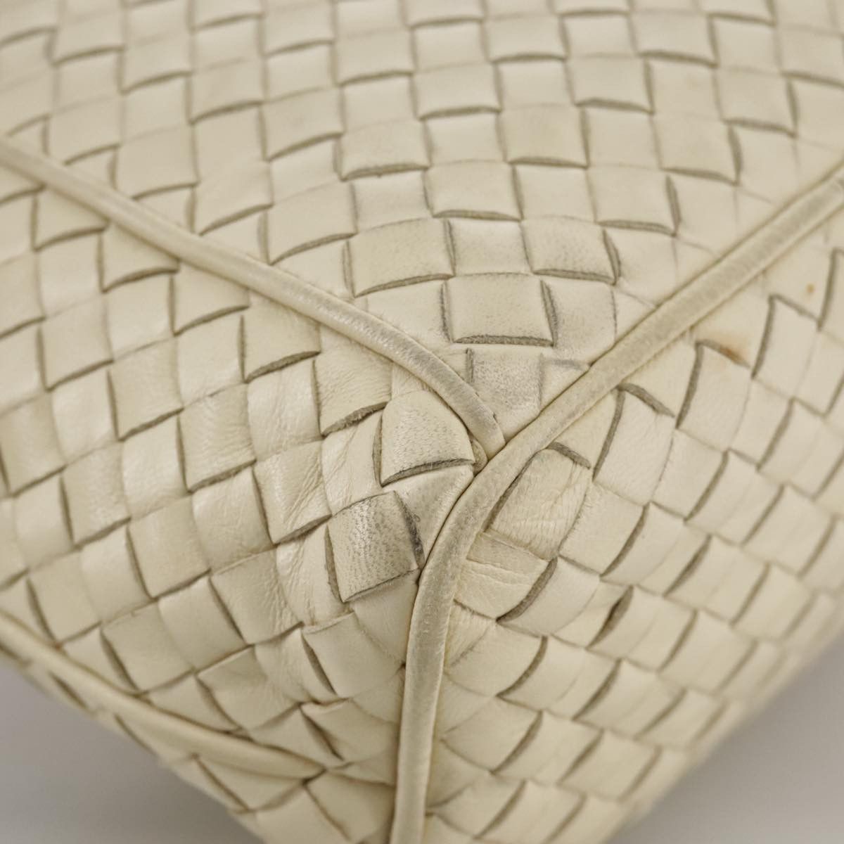 Bottega Veneta Beige Leather Handbag (Pre-Owned) Size ONE SIZE - 9 Thumbnail