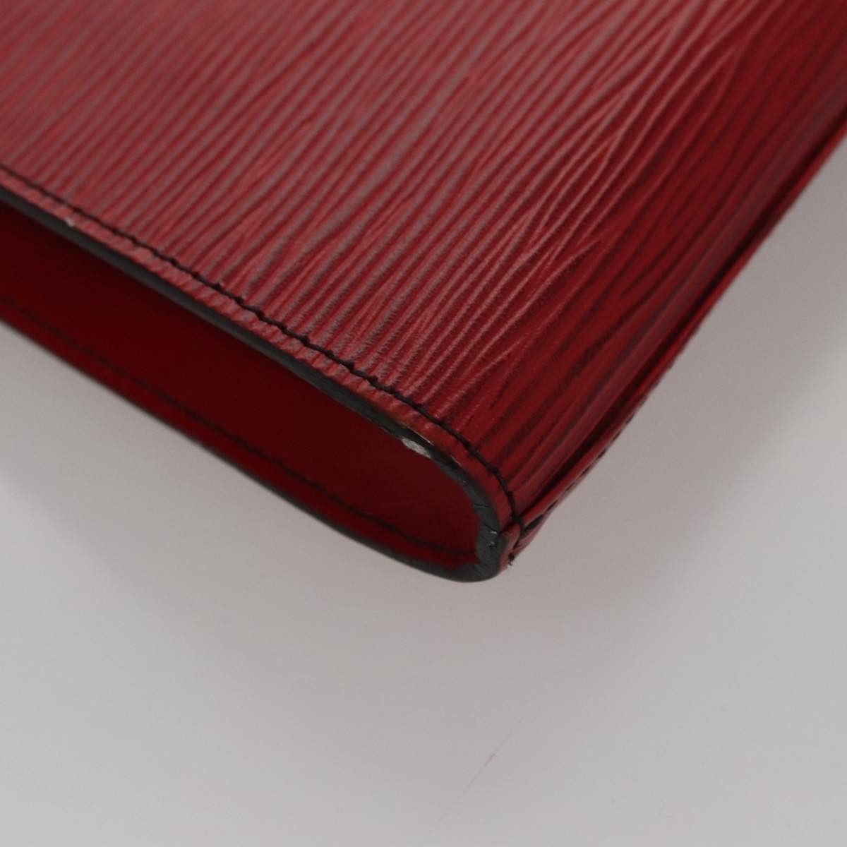 Louis Vuitton Art Déco Red Leather Clutch Bag (Pre-Owned) Size ONE SIZE - 9 Thumbnail