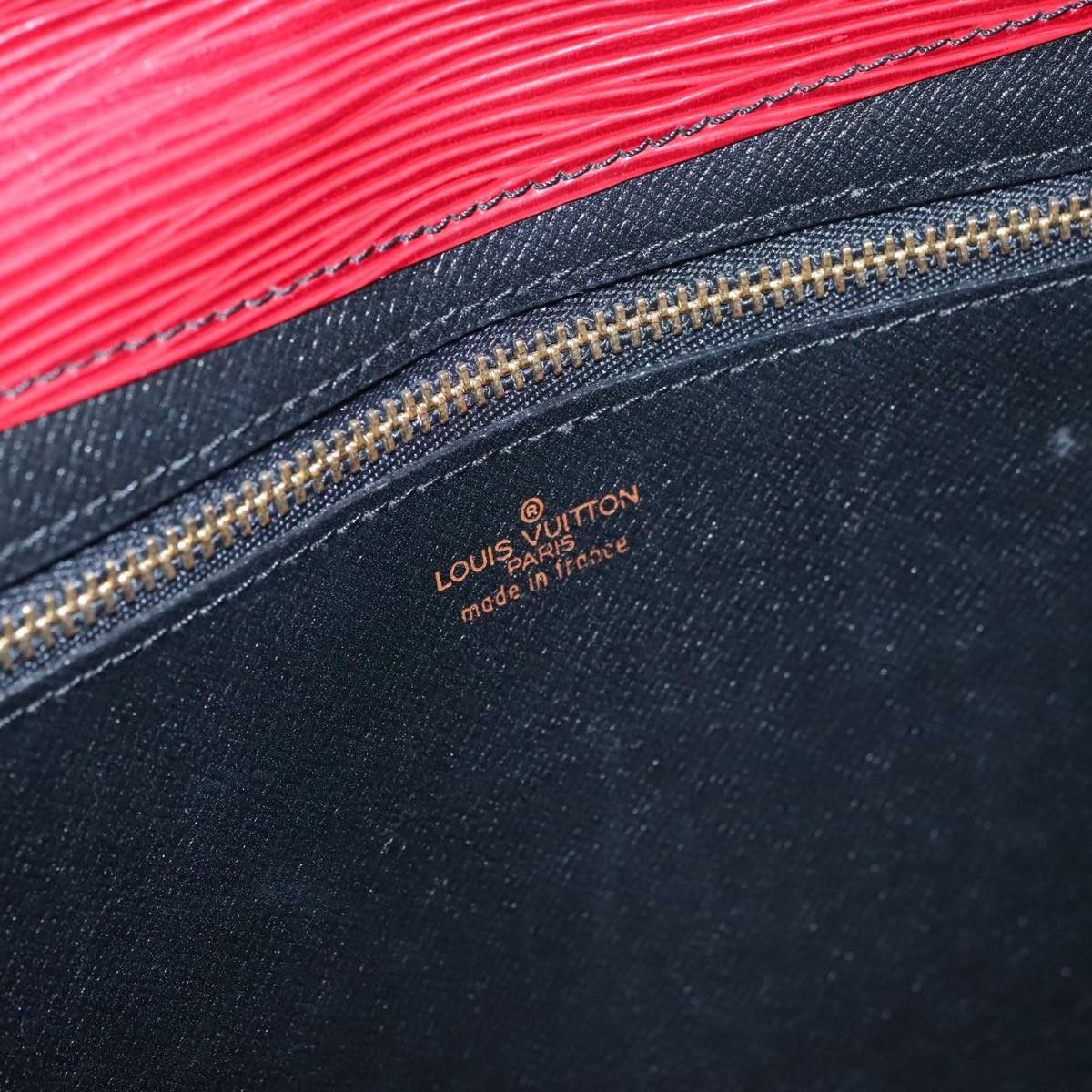 Louis Vuitton Art Déco Red Leather Clutch Bag (Pre-Owned) Size ONE SIZE - 12 Thumbnail