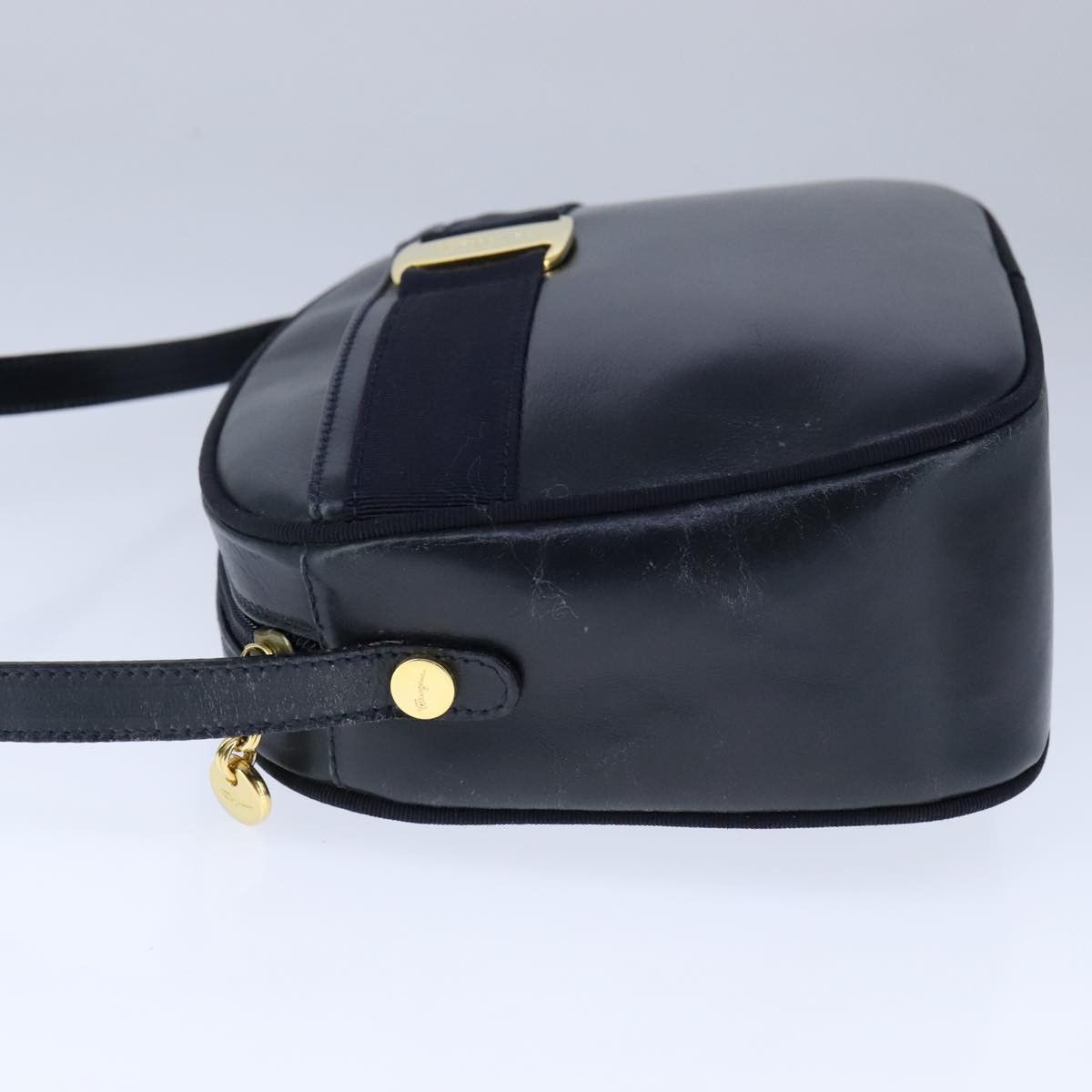 Salvatore Ferragamo Vara Navy Leather Shoulder Bag (Pre-Owned) Size ONE SIZE - 3 Thumbnail