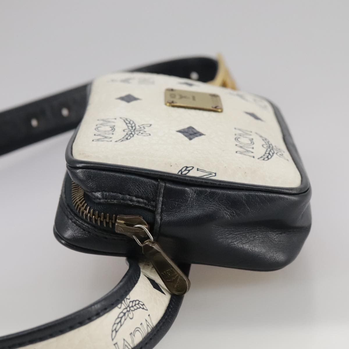 MCM Visetos White Canvas Shoulder Bag (Pre-Owned) Size ONE SIZE - 3 Thumbnail